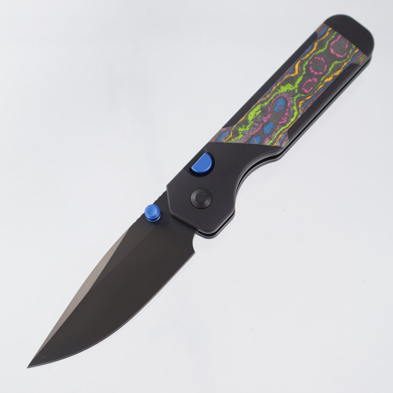 Kizer Militaw 315 KwikSwap Button Liner Lock - Black Aluminum w/ 80s Camo Carbon Inlays & Blue Accents - Matte DLC Ultra M390 - Ki3634.31BDE1 - BROP Exclusive