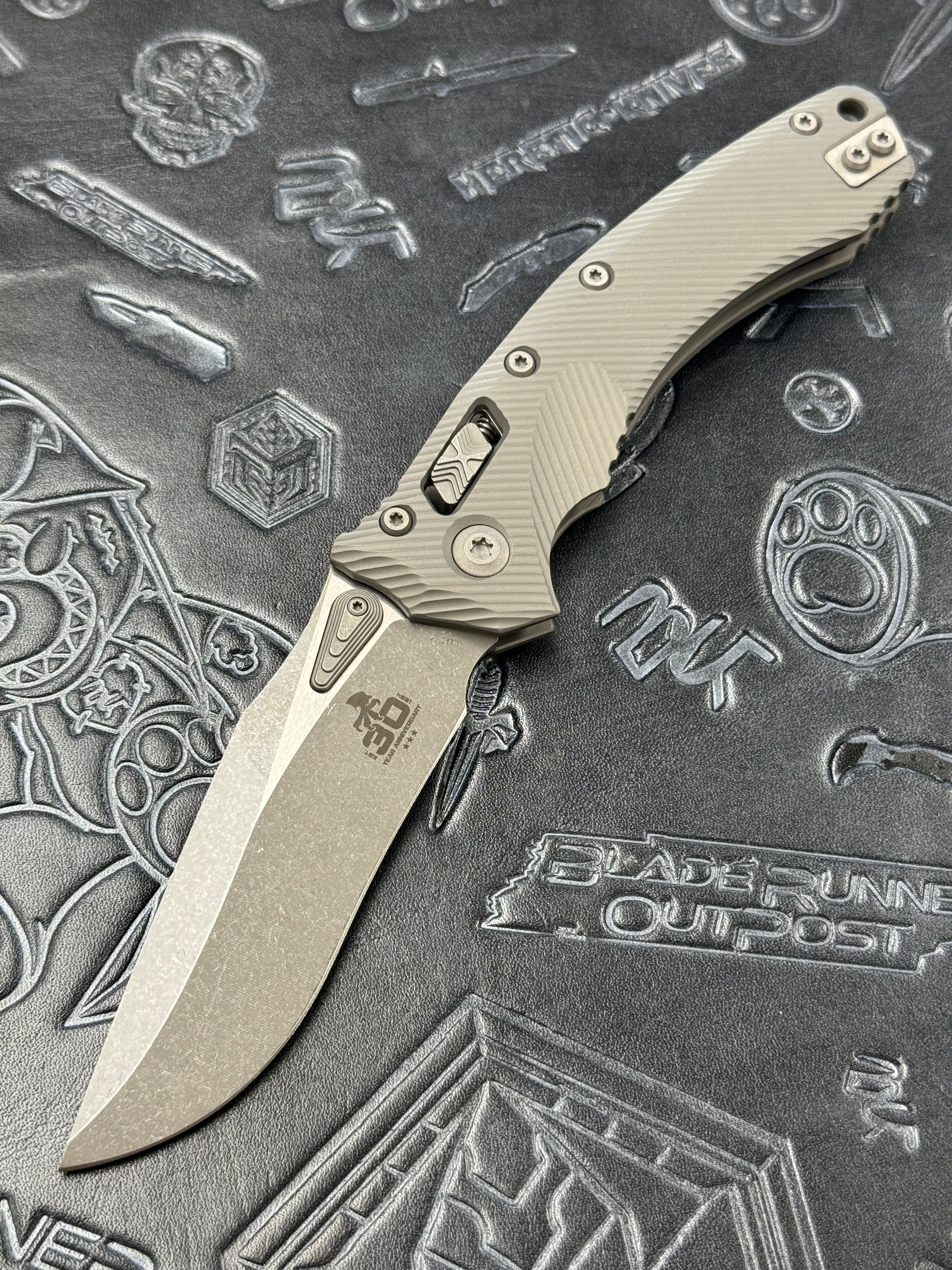 Microtech Amphibian RAM LOK Apocalyptic Natural Clear Fluted Aluminum & M390MK 30th Anniversary 137RL-10 APFLNC 30