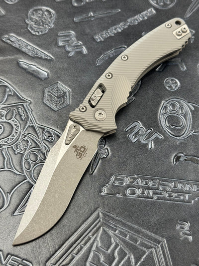 Microtech Amphibian RAM LOK Apocalyptic Natural Clear Fluted Aluminum & M390MK 30th Anniversary 137RL-10 APFLNC 30