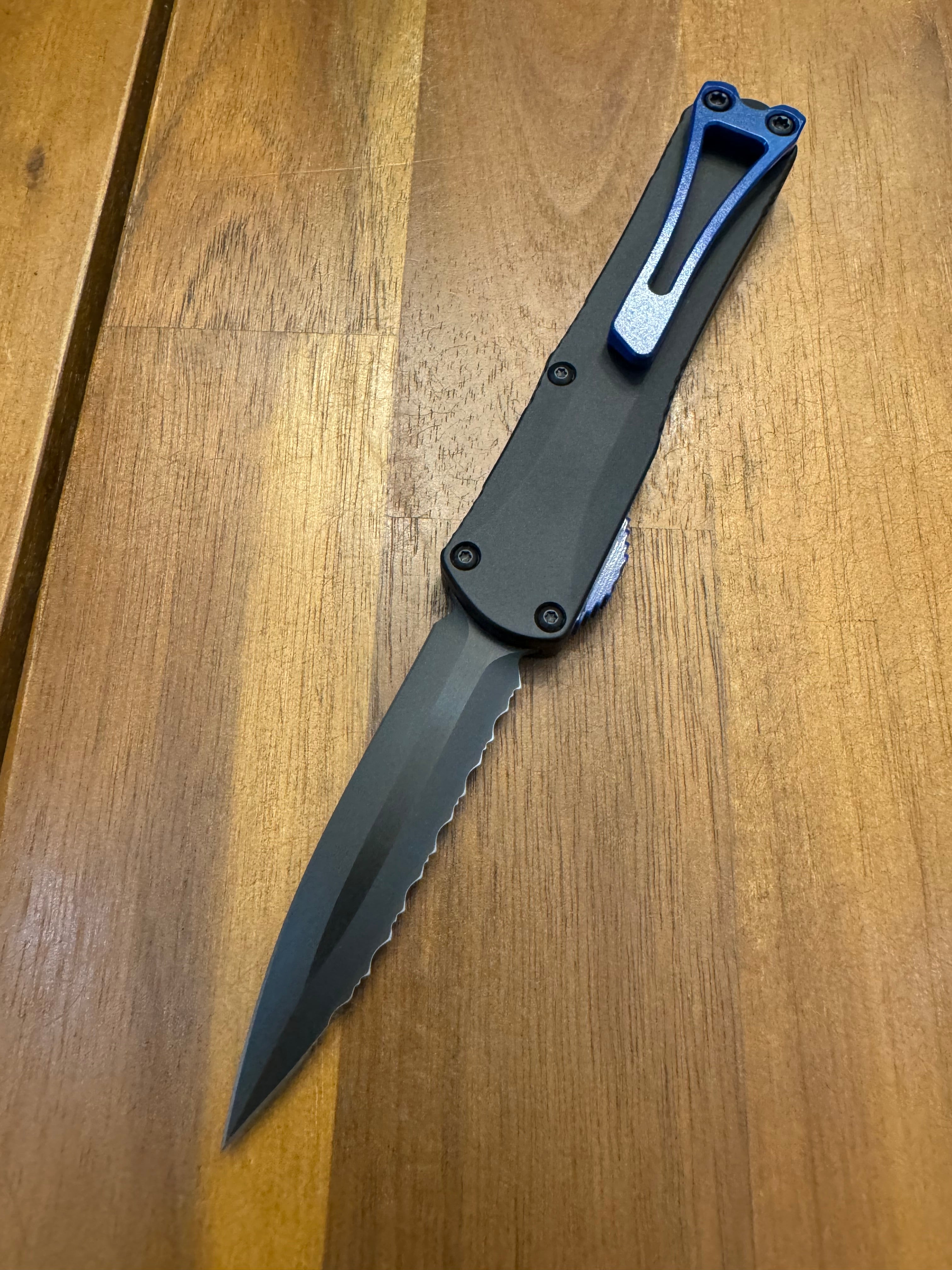 Heretic Manticore S Double Edge DLC Full Serrate Magnacut Blue Accents Deep Engrave