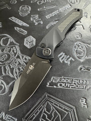 Heretic Knives Pariah Auto w/ Tritium Inlaid Button & GITD Carbon Fiber Inlays w/ DLC MagnaCut H048-6A-GLO/CF