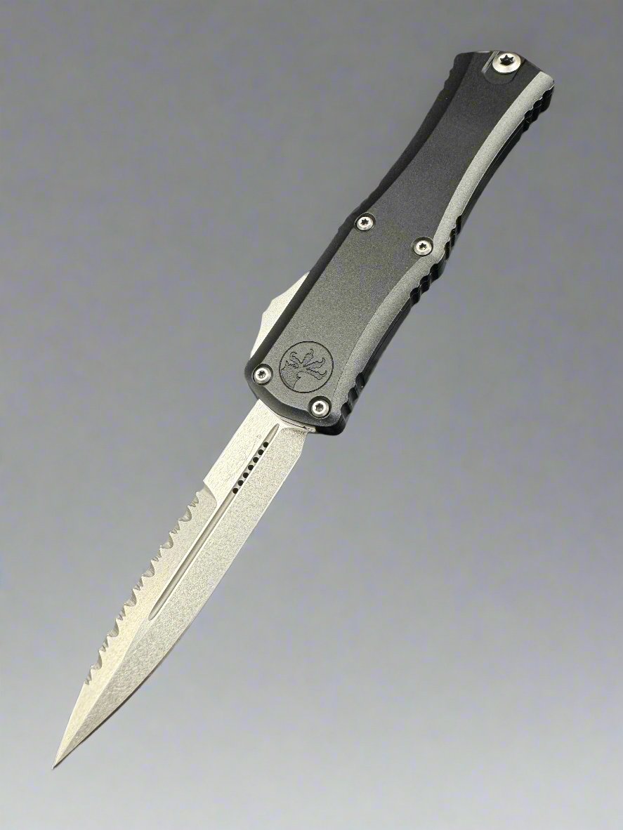 Pre Owned Like New Microtech Hera II Mini Bayonet Black Stonewash Standard Top Serrated Proof Run 1701M-10PR