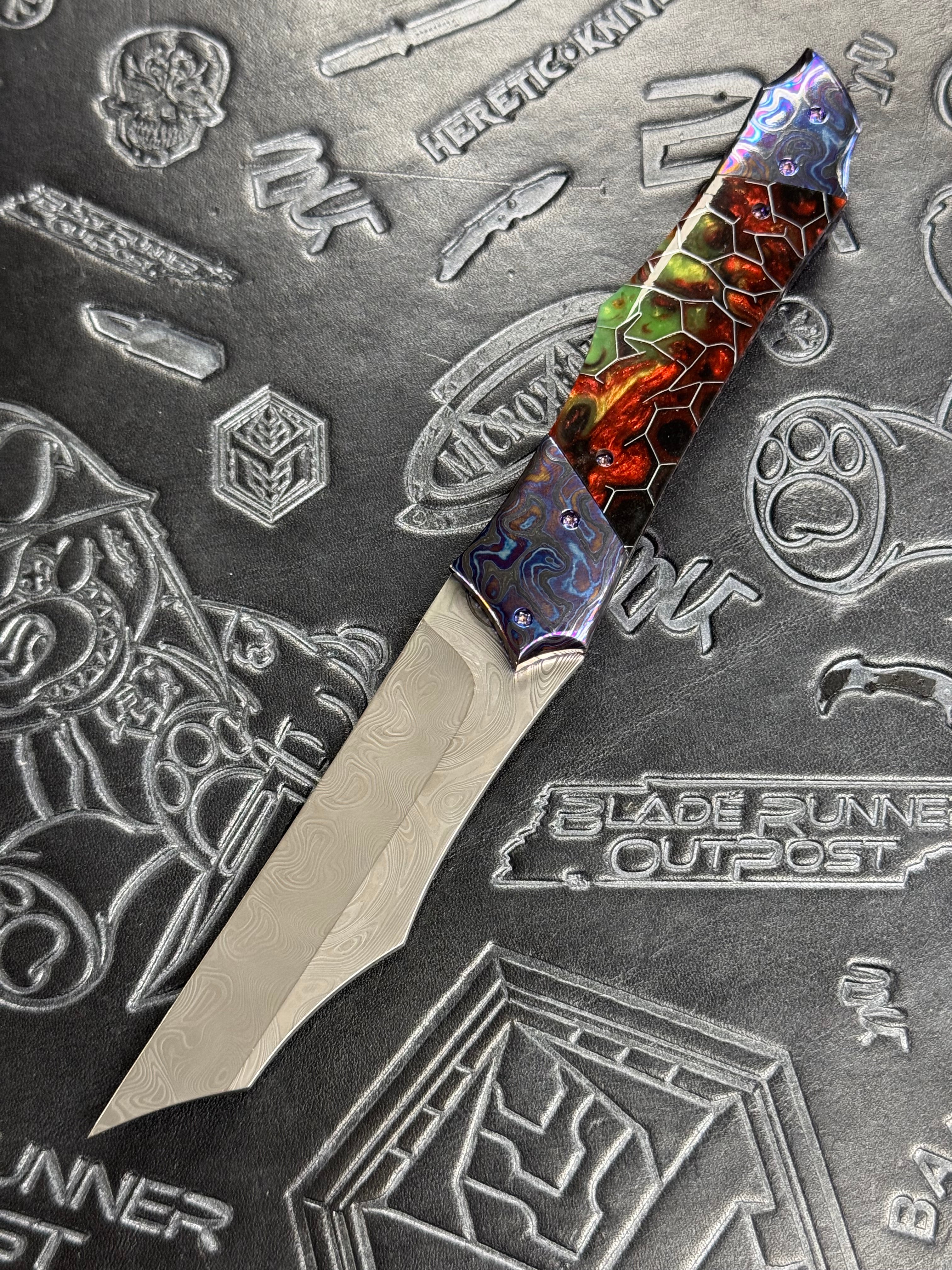 Valloton Executioner Damasteel Grosserosen Pattern Voodoo Resin Black Dragon Fire Timascus Collars