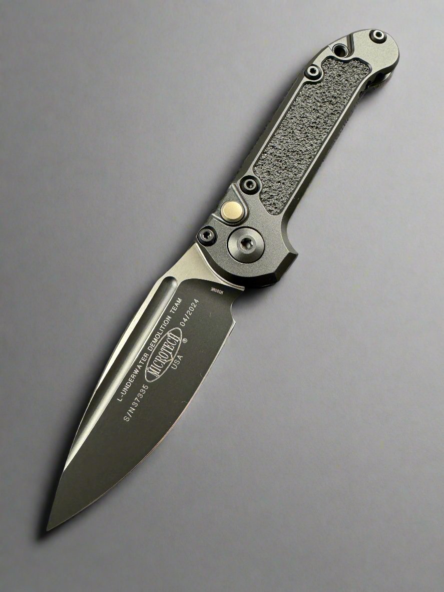 Microtech LUDT Gen III S/E Automatic Knife Black Al (3.5" Two-Tone) 1135-1 T