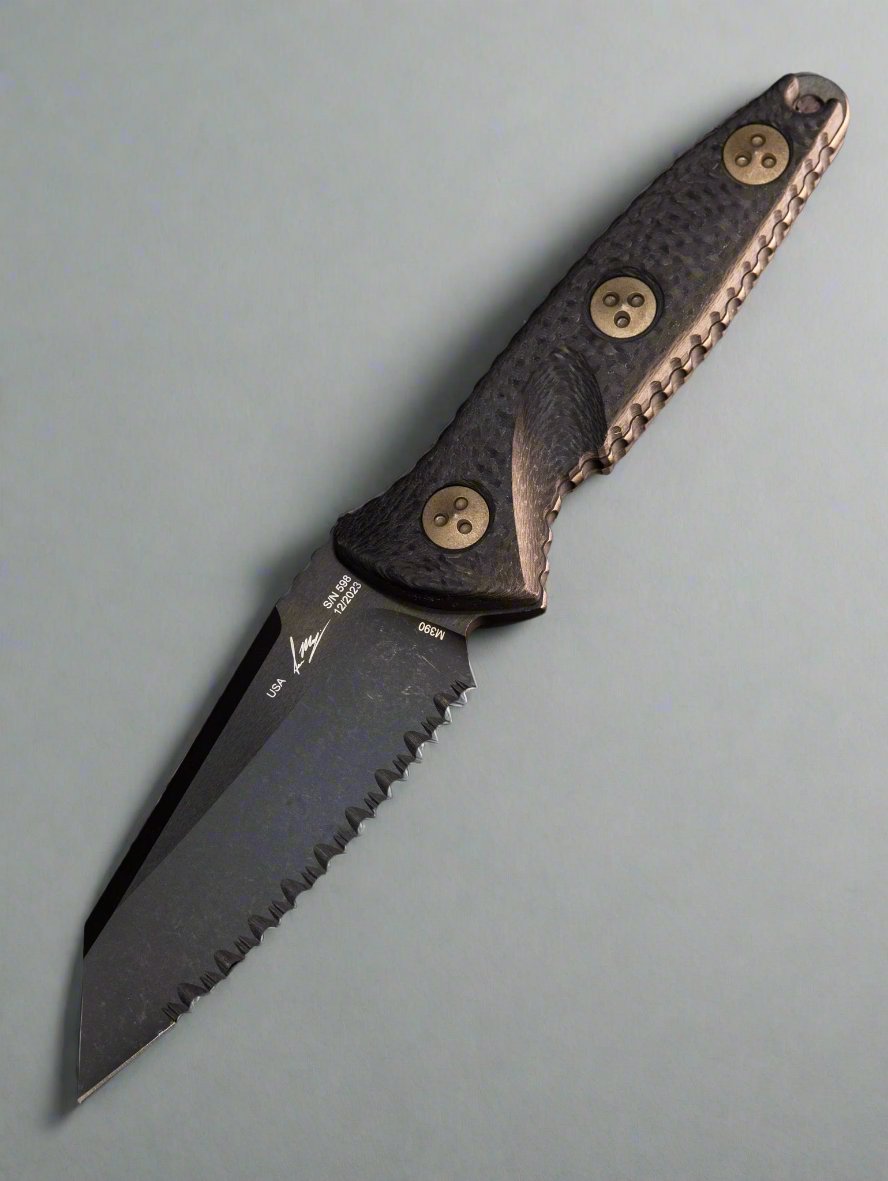 Microtech 93M-3DLCCFS Signature Series Socom Alpha Mini Warcom Fixed Blade Knife 3.72" Black DLC Wharncliffe Serrated Blade, Carbon Fiber Handles, Kydex Sheath