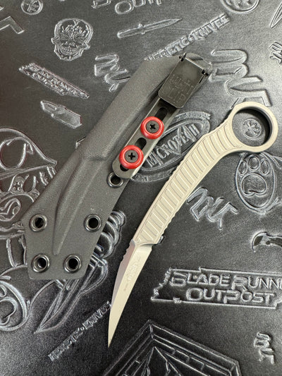 Microtech & Bastinelli Collaboration Feather Bead Blast Standard Signature Series 215-7S