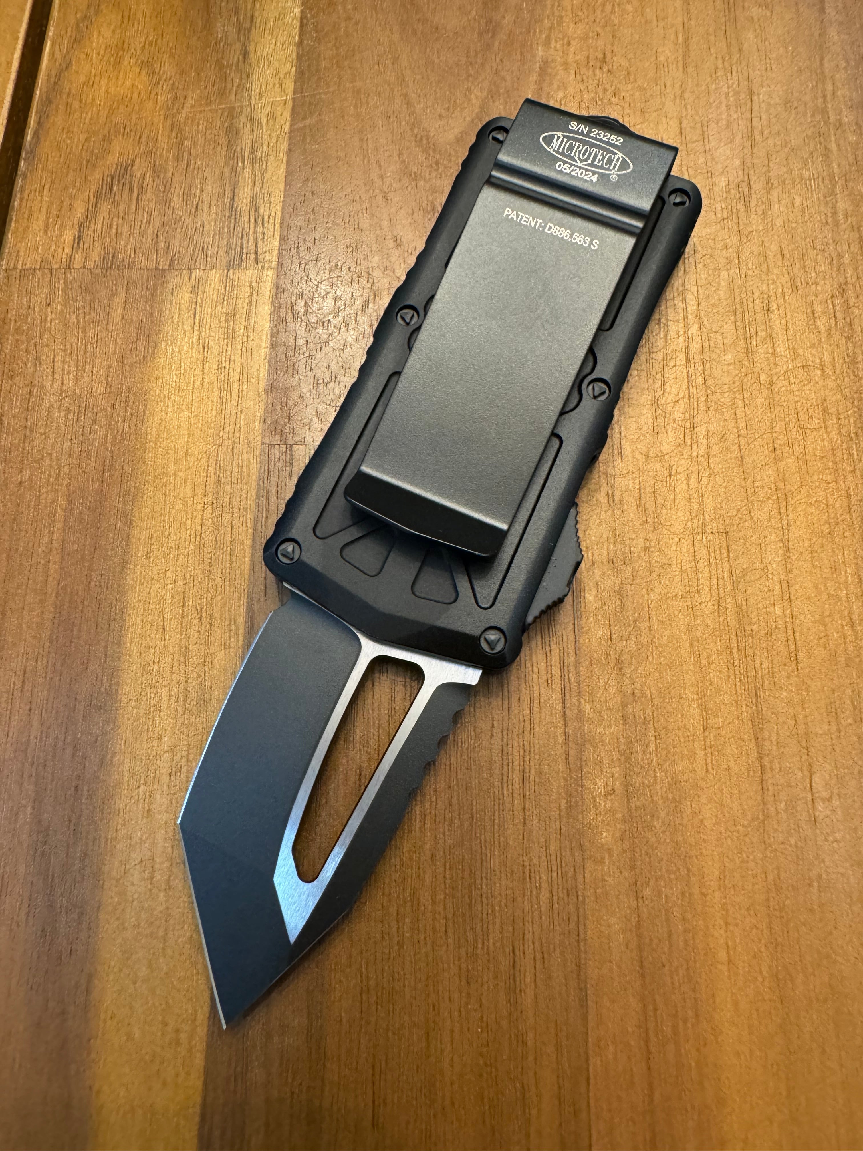 Microtech Exocet T/E Tanto Black Tactical Standard 158-1T