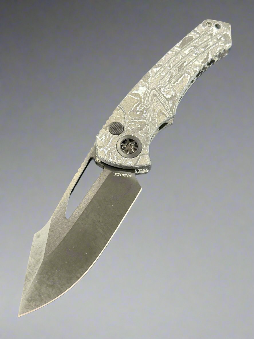 Heretic Knives Pariah M/A Button Lock White Camo Carbon Handles w/ DLC MagnaCut H046-6A-WT/CC