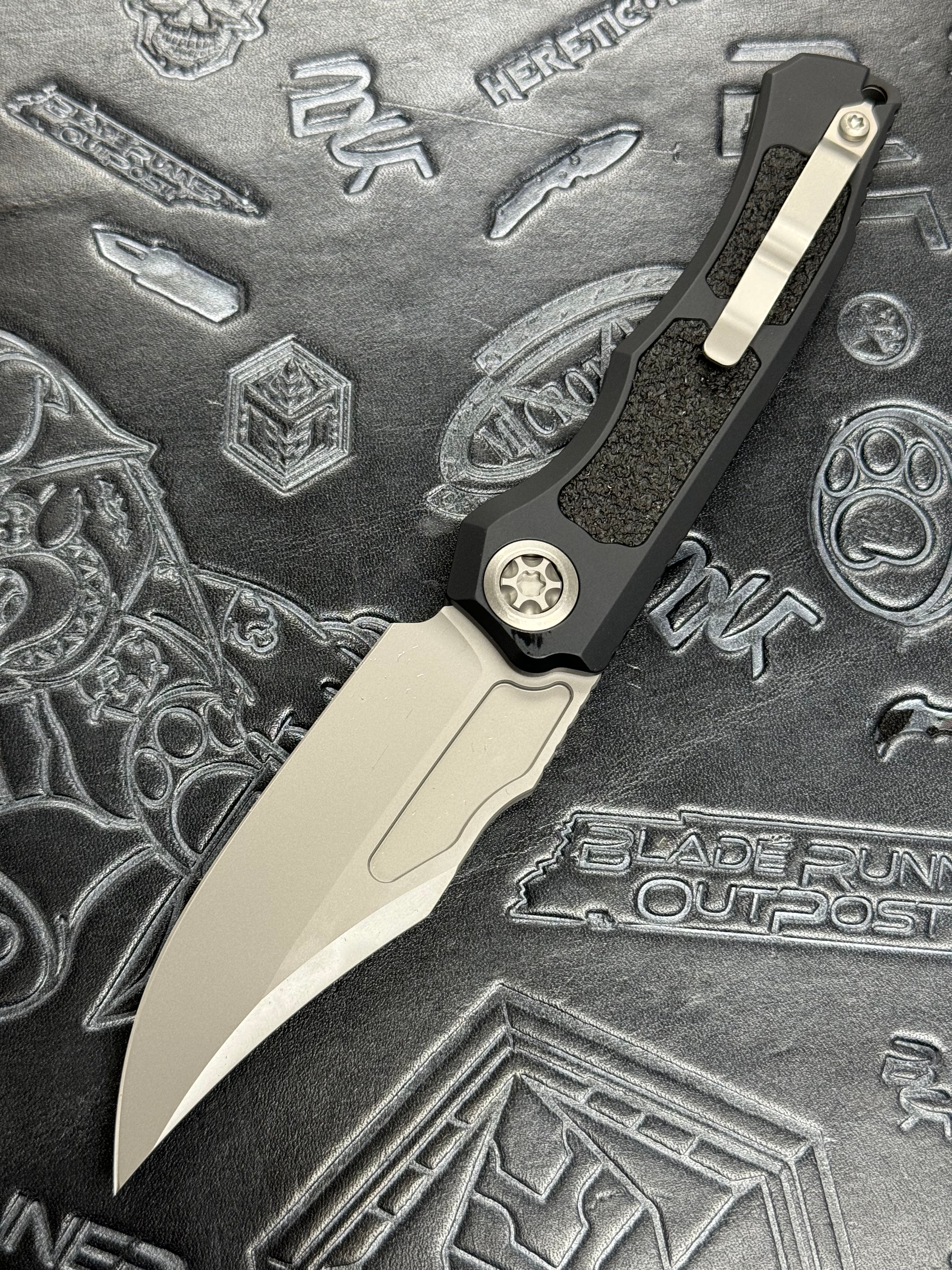 Heretic Knives Wraith Auto V4 Black Handle w/ Grip Inlays & Bead Blast Bowie MagnaCut Blade H002-3A