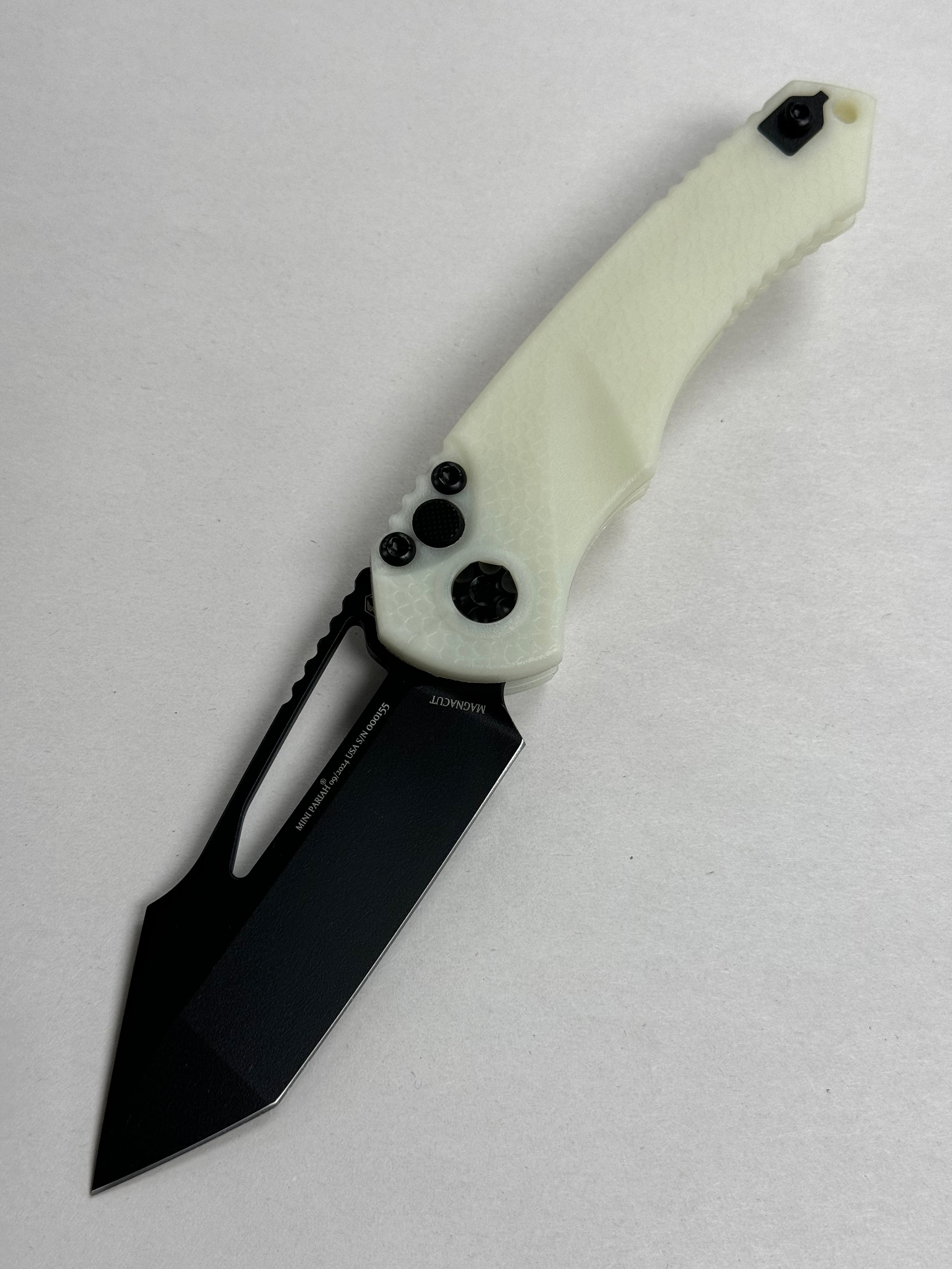 Heretic Knives Mini Pariah Tanto Tactical Blade GITD Handle H053-4A-GLO BROP Exclusive Magnacut
