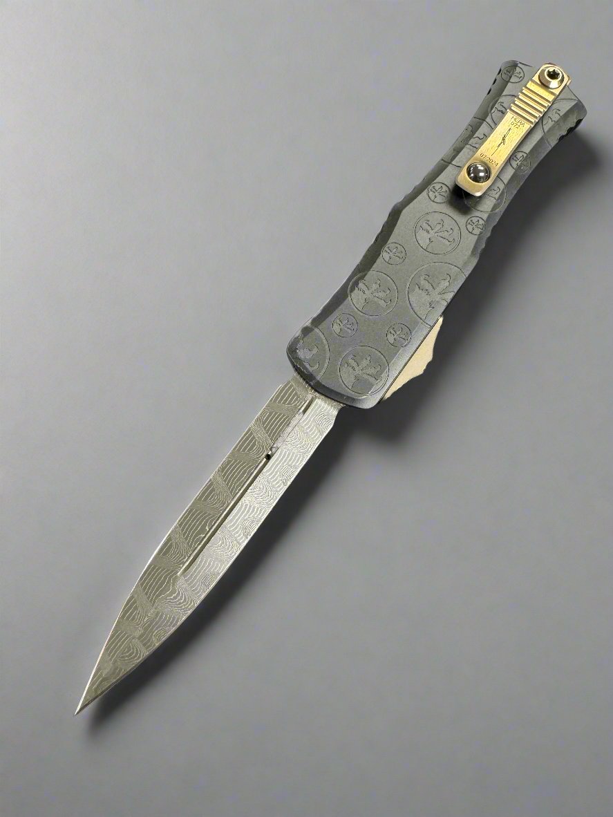 Microtech Knives Hera II Mini Damascus D/E w/ Black Claw Burst Deep Engraved Handle Signature Series 1702M-16 CBS