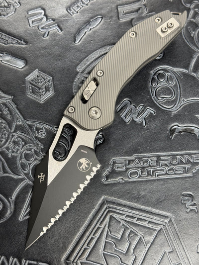 Microtech Knives Manual Stitch RAM LOK Fluted Natural Clear Aluminum Handles w/ Tactical Full Serrate M390MK 169RL-3 FLNC