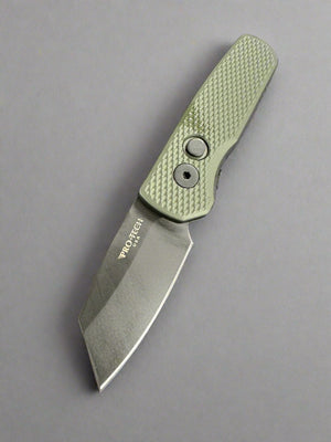 Pro-Tech Runt 5 w/ Green Textured Handle & DLC MagnaCut Reverse Tanto R5406-GREEN