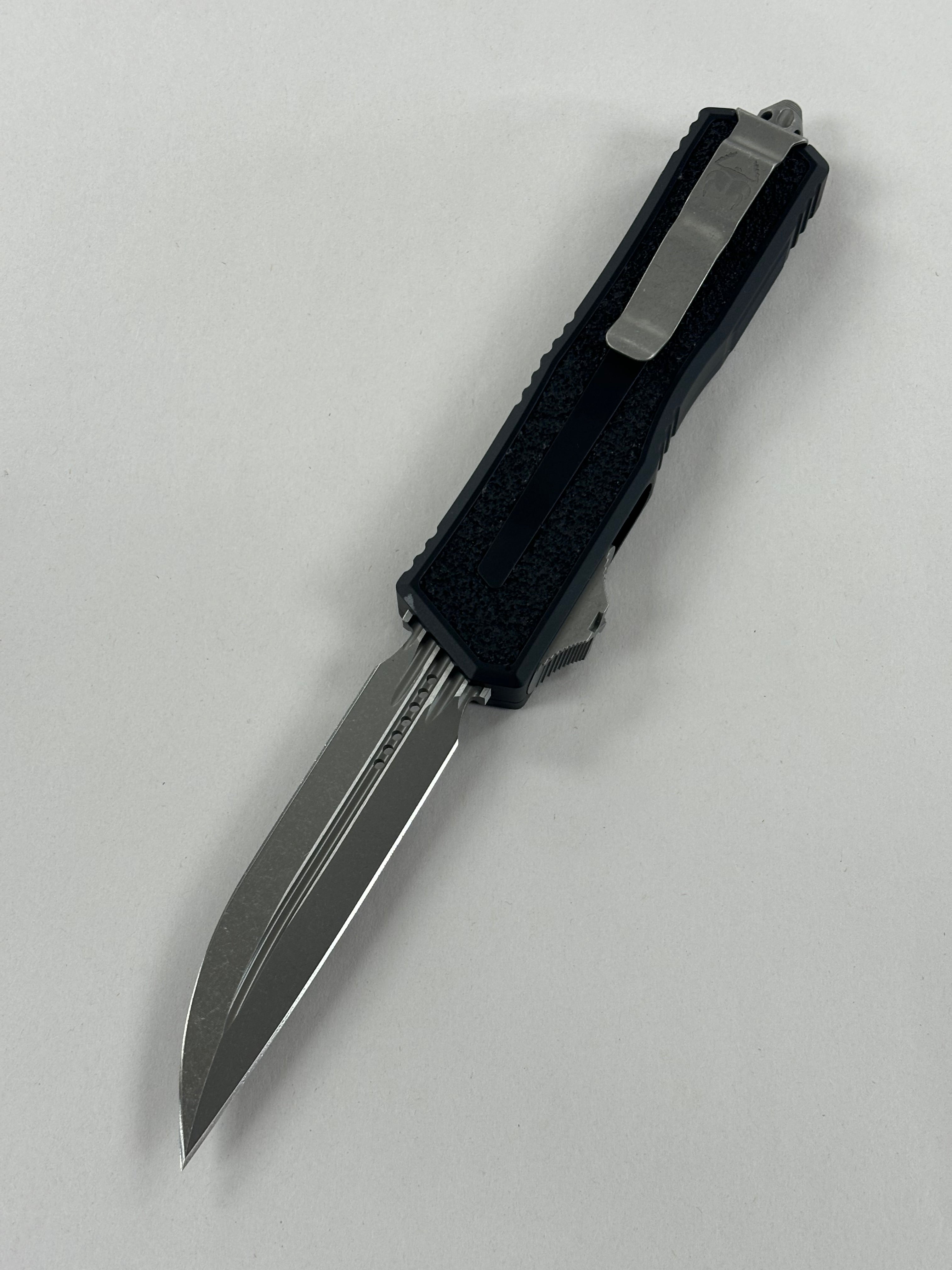 Microtech Scarab 2 Gen 3 - D/E-S Apocalyptic Standard - Scarab II Gen III - 1180-10 AP