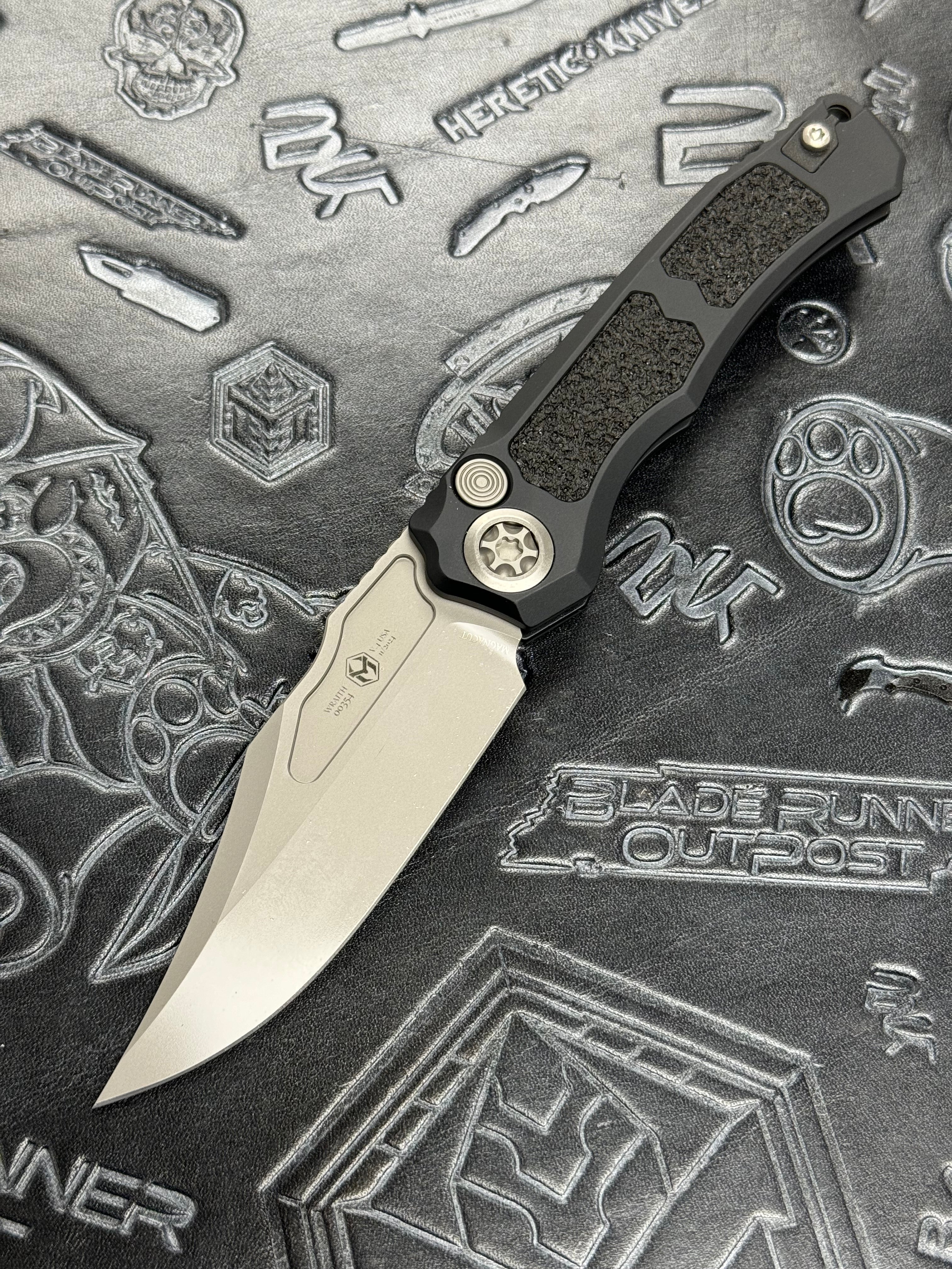 Heretic Knives Wraith Auto V4 Black Handle w/ Grip Inlays & Bead Blast Bowie MagnaCut Blade H002-3A