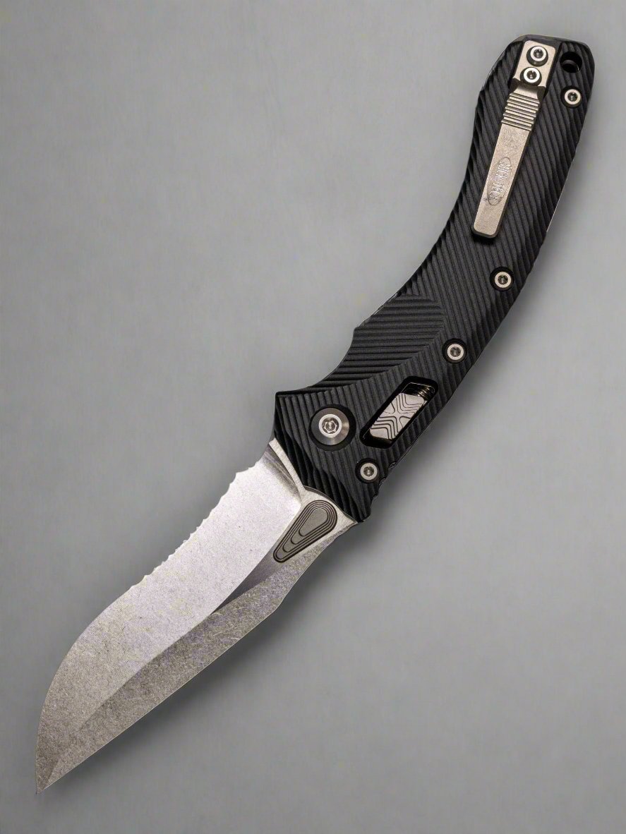 MICROTECH KNIVES- AMPHIBIAN RAM-LOK FOLDER- FLUTED BLACK ALUMINUM HANDLE- STONEWASH PART SERRATED EDGE BLADE 137RL-11 FL