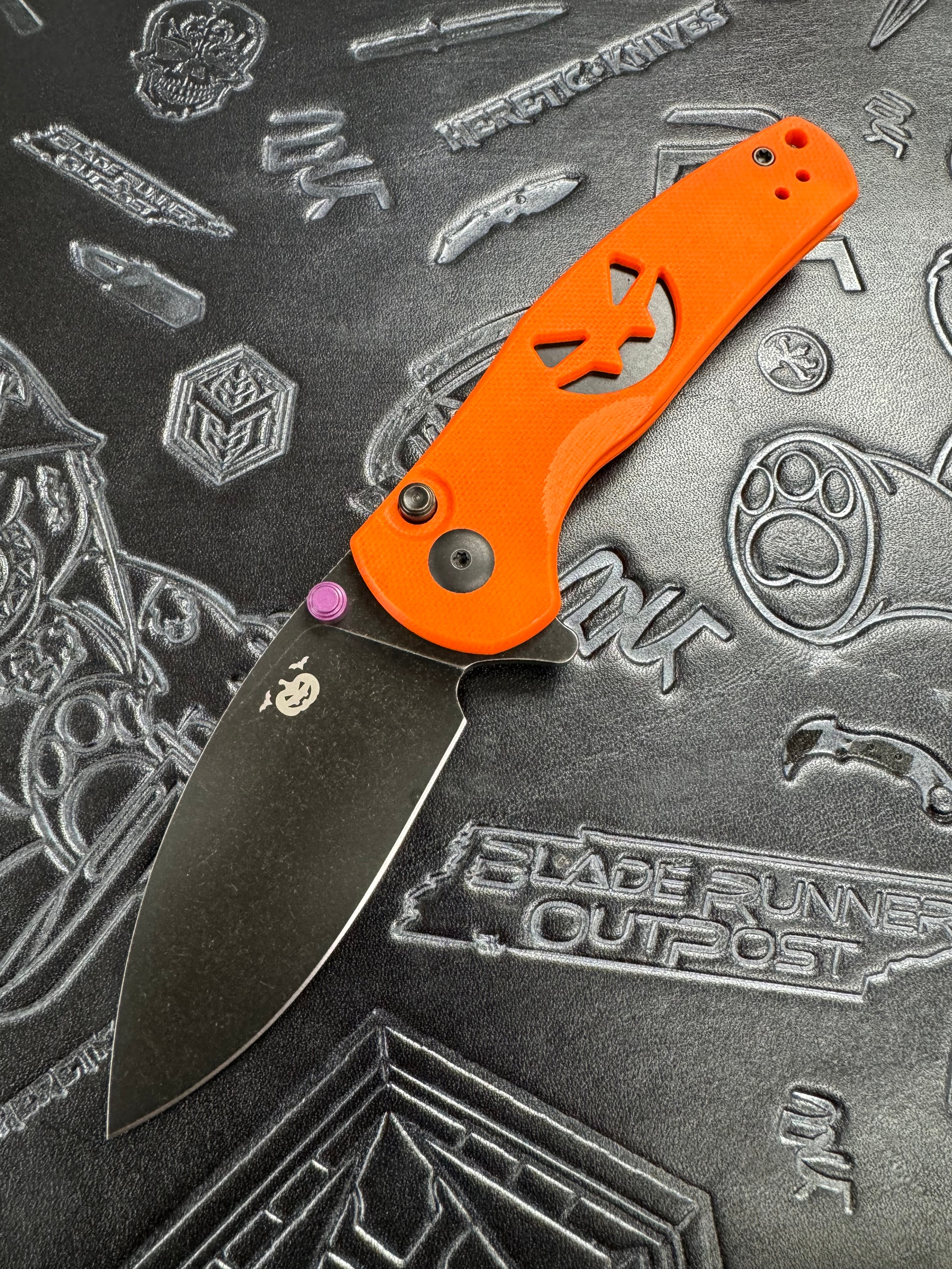 Kizer Mini Grouper Halloween Edition Nitro V Button Lock
