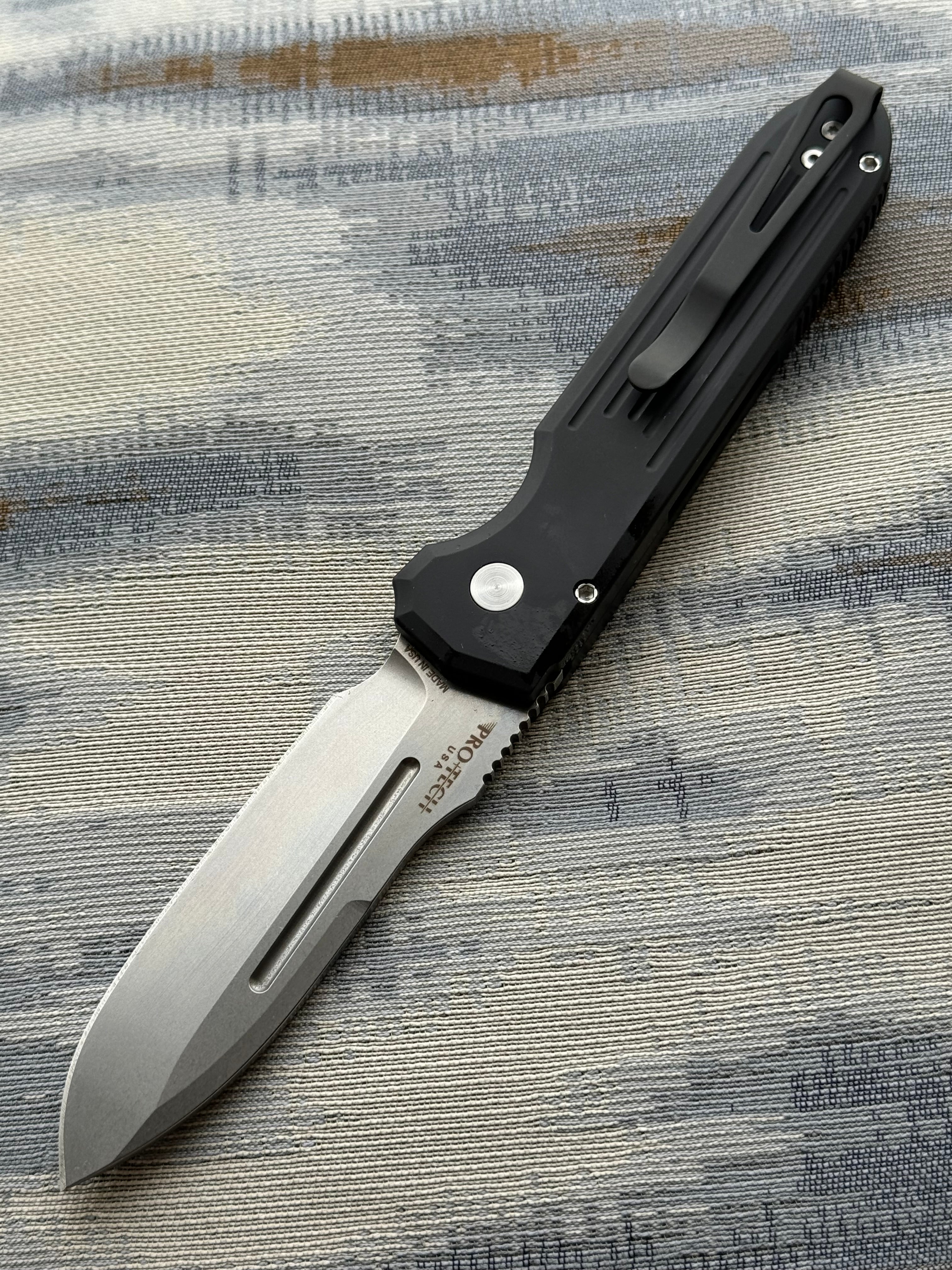 Prometheus Design Werx Invictus Automatic Knife Black (3.5" Stonewash) PDW NYCKS Edition Magnacut /50