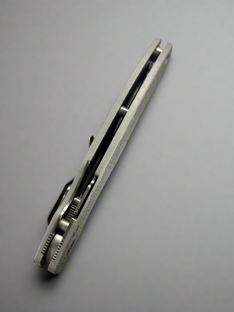 Spyderco Military 2 Compression Lock Knife Black G-10 (4" Black S30V)