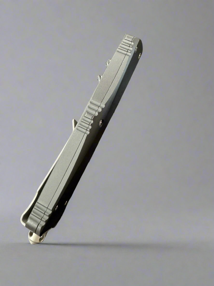 Pre Owned Microtech Vintage Troodon D/E Titankote Plain VGC in Box