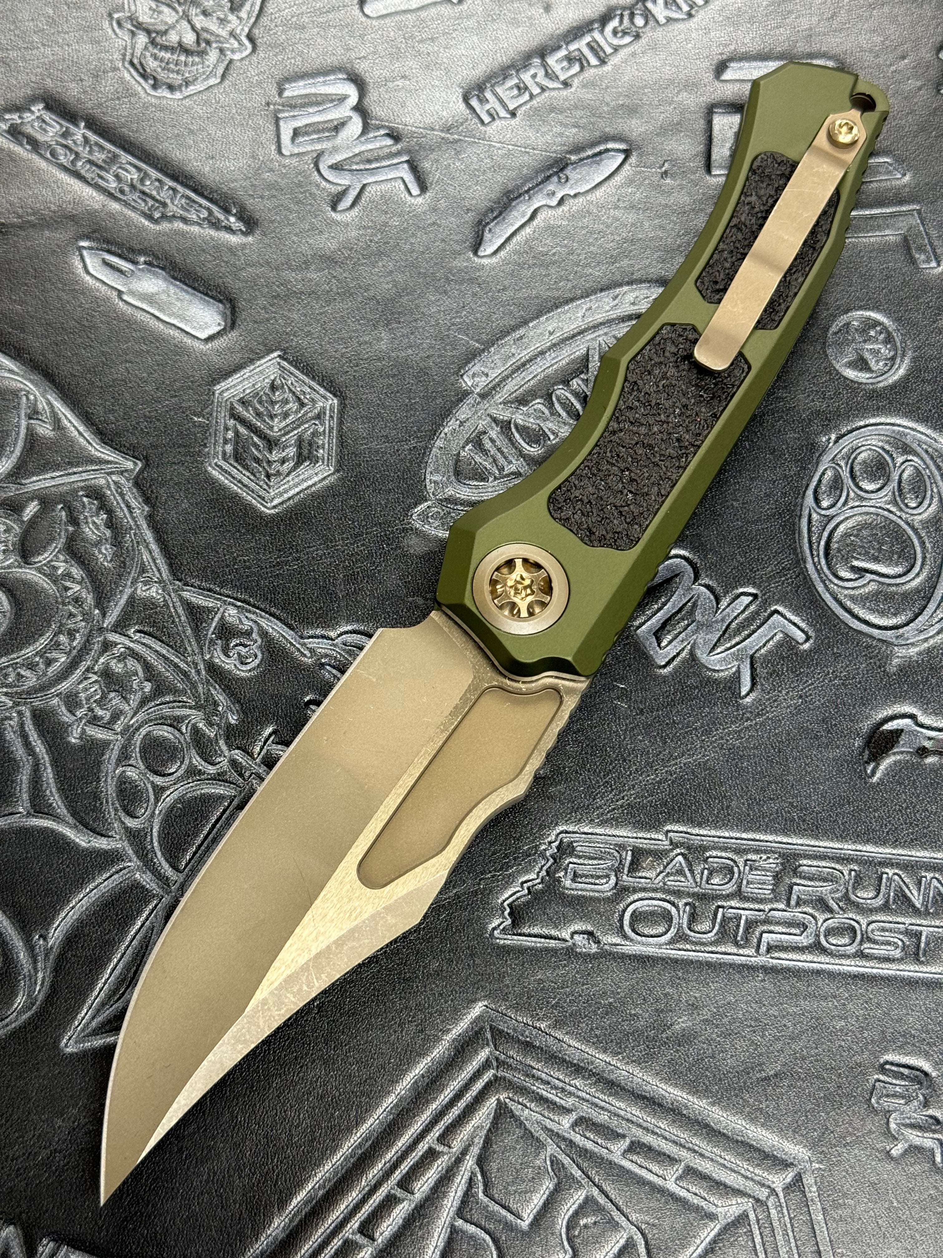 Heretic Knives Wraith Auto V4 OD Green Handle w/ Grip Inlays & Bronze Bowie MagnaCut Blade H002-7A-GRN