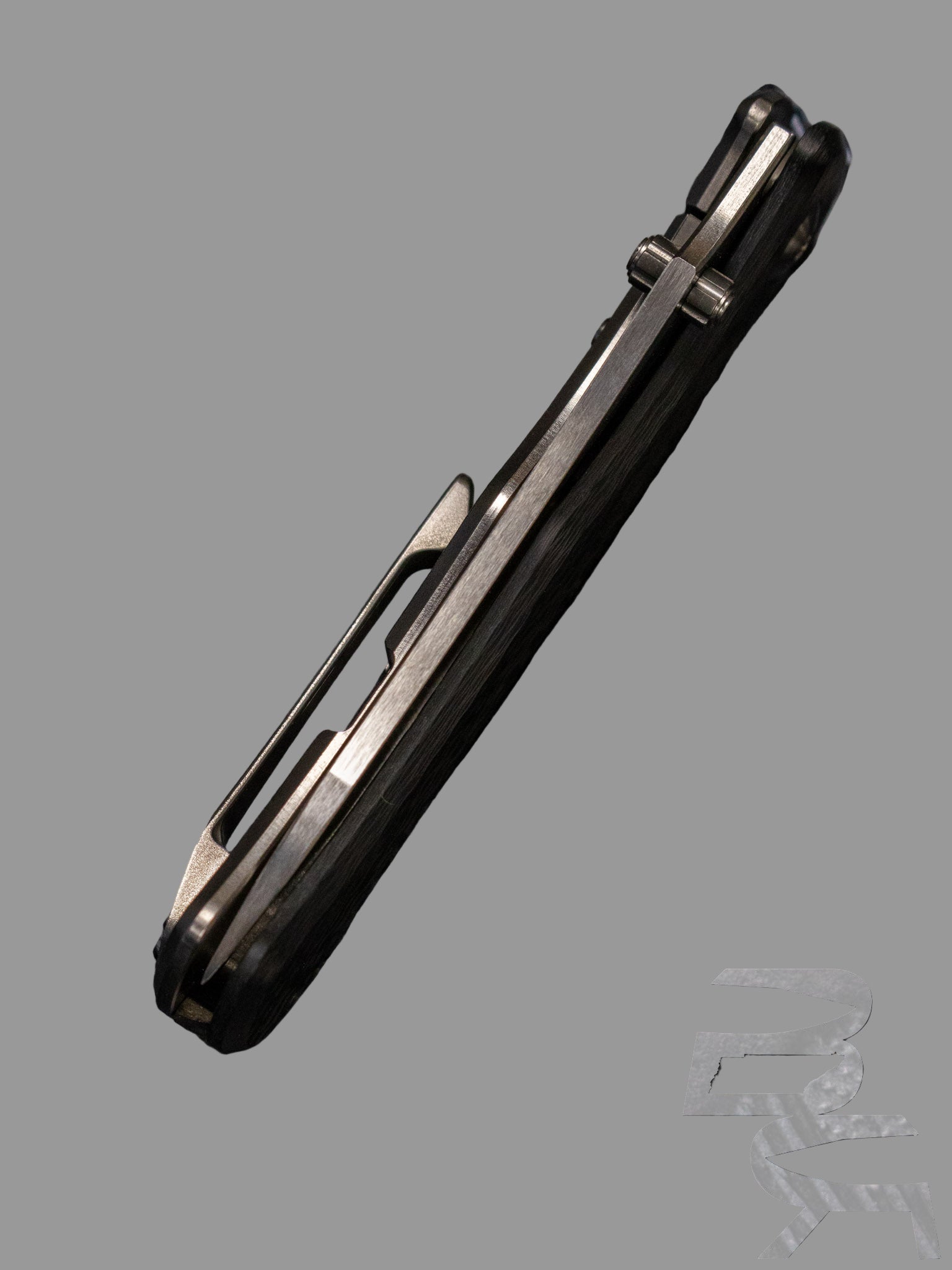 JOHN GRAY ROSTRUM CARBON FIBER FRAME-LOCK FOLDING KNIFE Magnacut Fuller