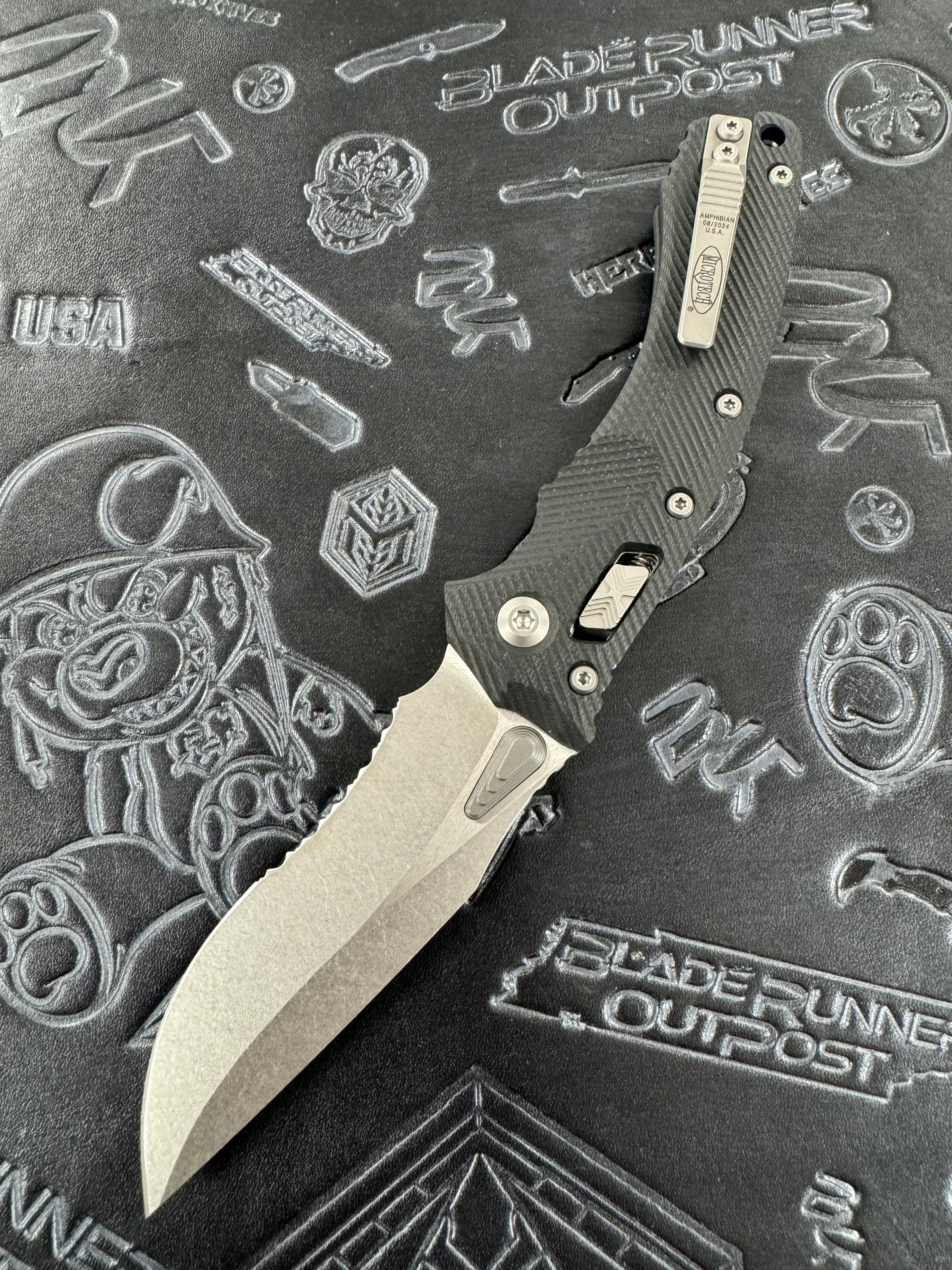 Microtech Amphibian RAM LOK Black Fluted G-10 & Stonewash Partial Serrated M390MK 137RL-11 FLGTBK