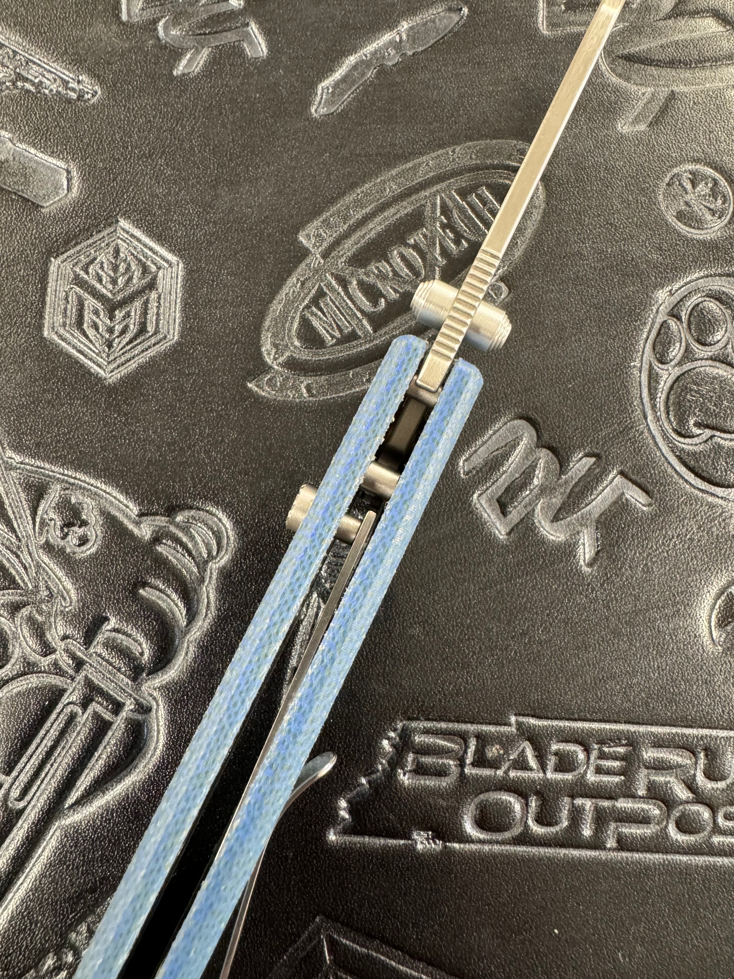 Vosteed Raccoon - Top Liner Lock (3.25" 14C28N Satin Blade & Blue Micarta Handle) - A2905