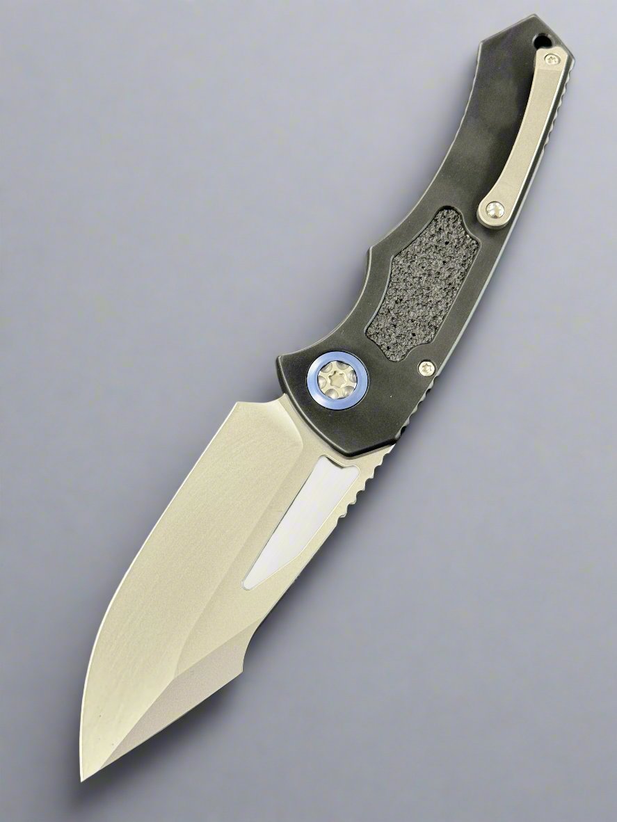 Heretic Knives Pariah M/A Button Lock Black Aluminum Handles w/ Vapor Blast MagnaCut H046-3A