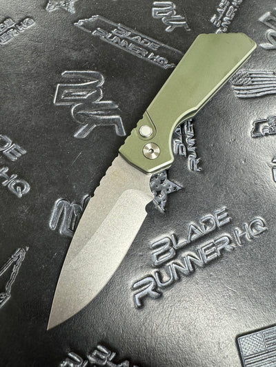 Protech Strider PT+ Smooth Green Handle Mother of Pearl Stonewash Magnacut  /100