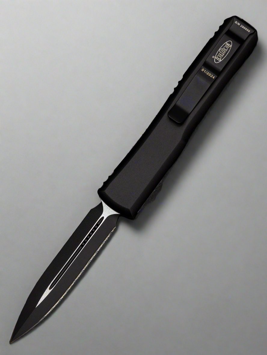 Microtech 122-3T Ultratech D/E - Black Handle - Full Serrations - Black Blade