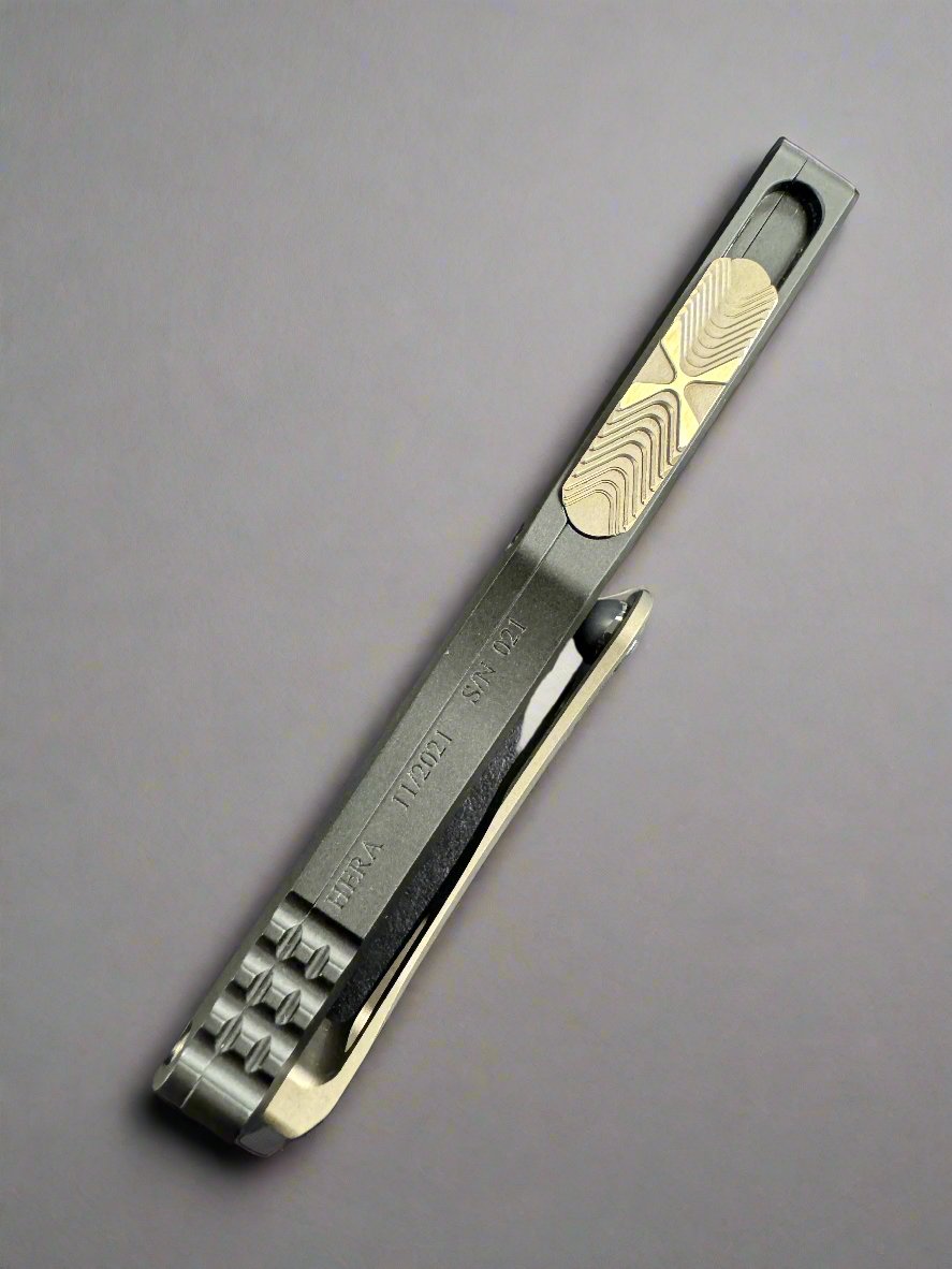 Pre Owned MARFIONE CUSTOM HERA DOUBLE EDGE SPIKE GRIND - GATORBELLY PATTERN DAMASCUS- BLACK LOGO ETCHED CHASSIS WITH BRONZE SATIN FINISHED HW