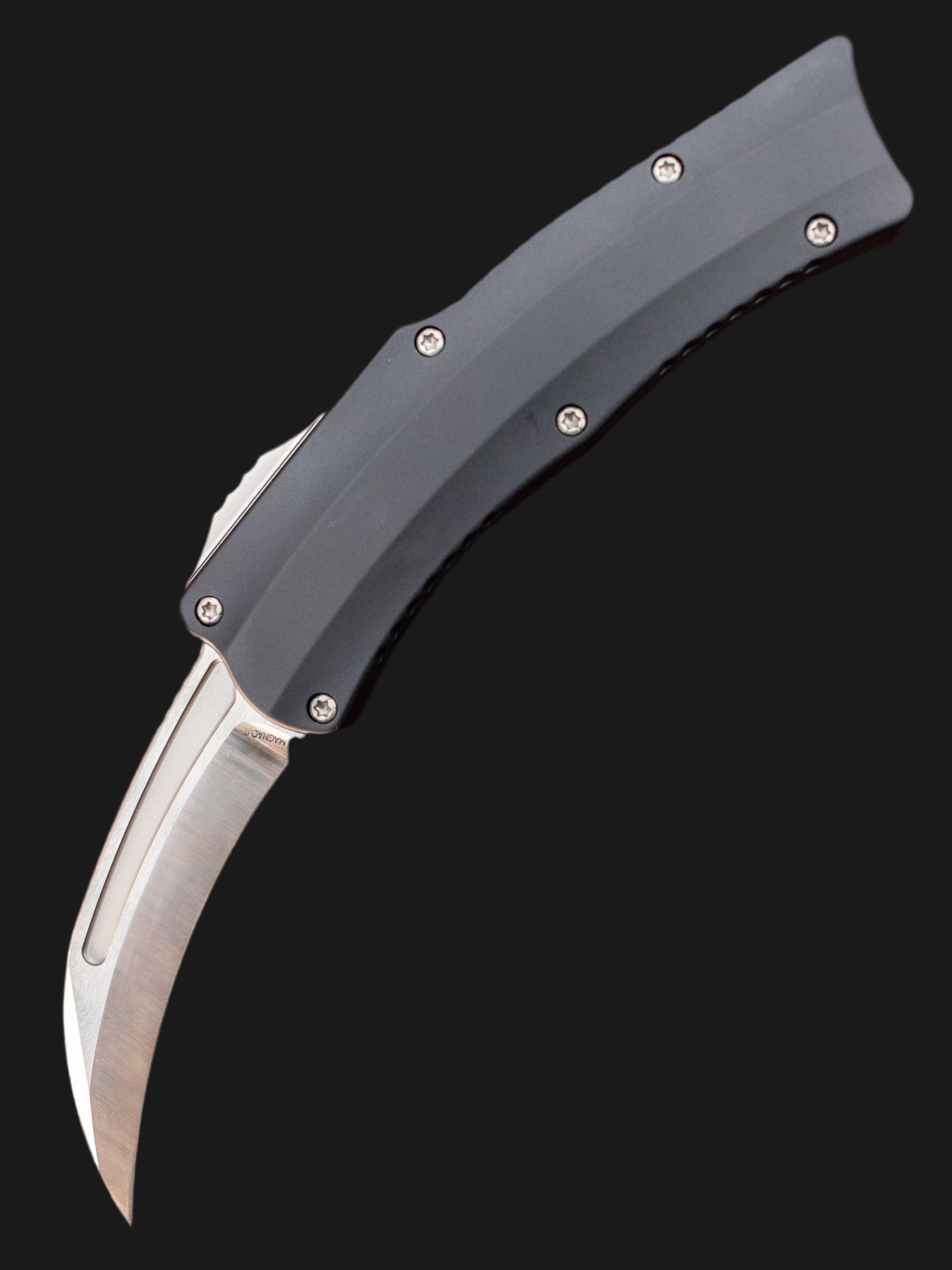 Heretic Knives Roc - S/E Curved Satin Blade, Black Handle H060-1A