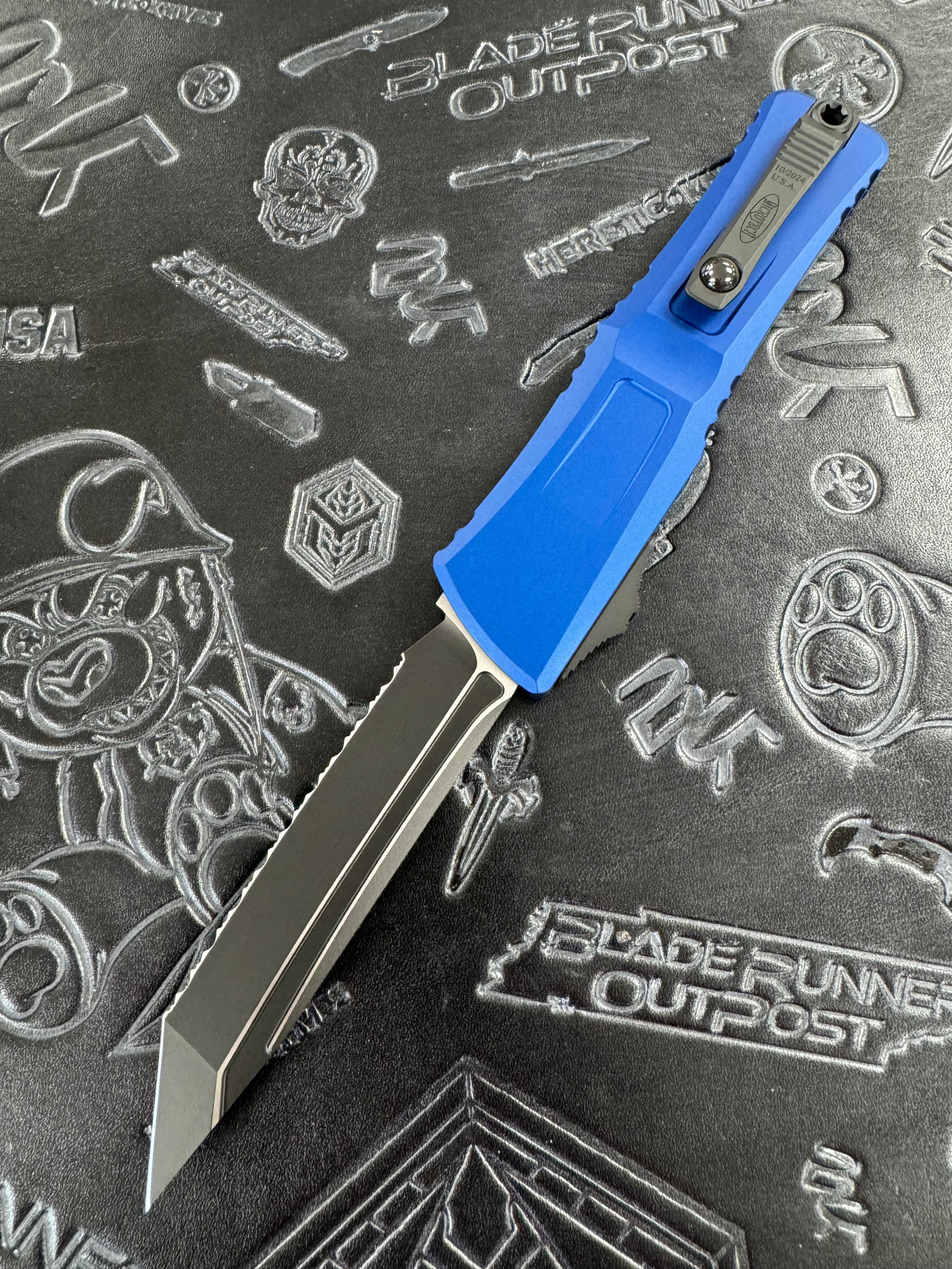 Microtech Knives Combat Troodon Gen III Black Full Serrated Tanto w/ Navy Blue Handle 1144-3 NA