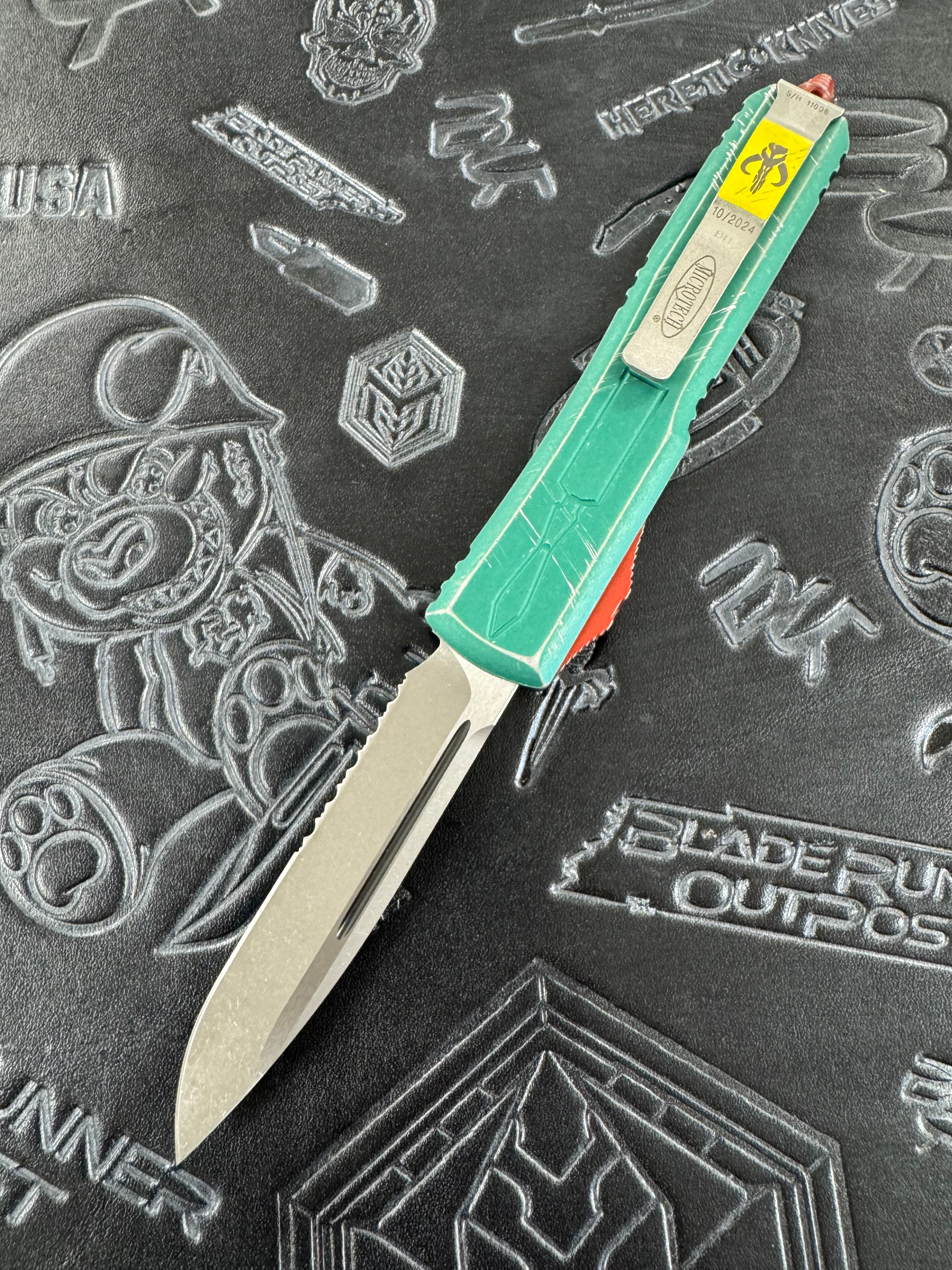 Microtech Ultratech Bounty Hunter w/ Drop Point Partial Serrated Stonewash 121-11BH