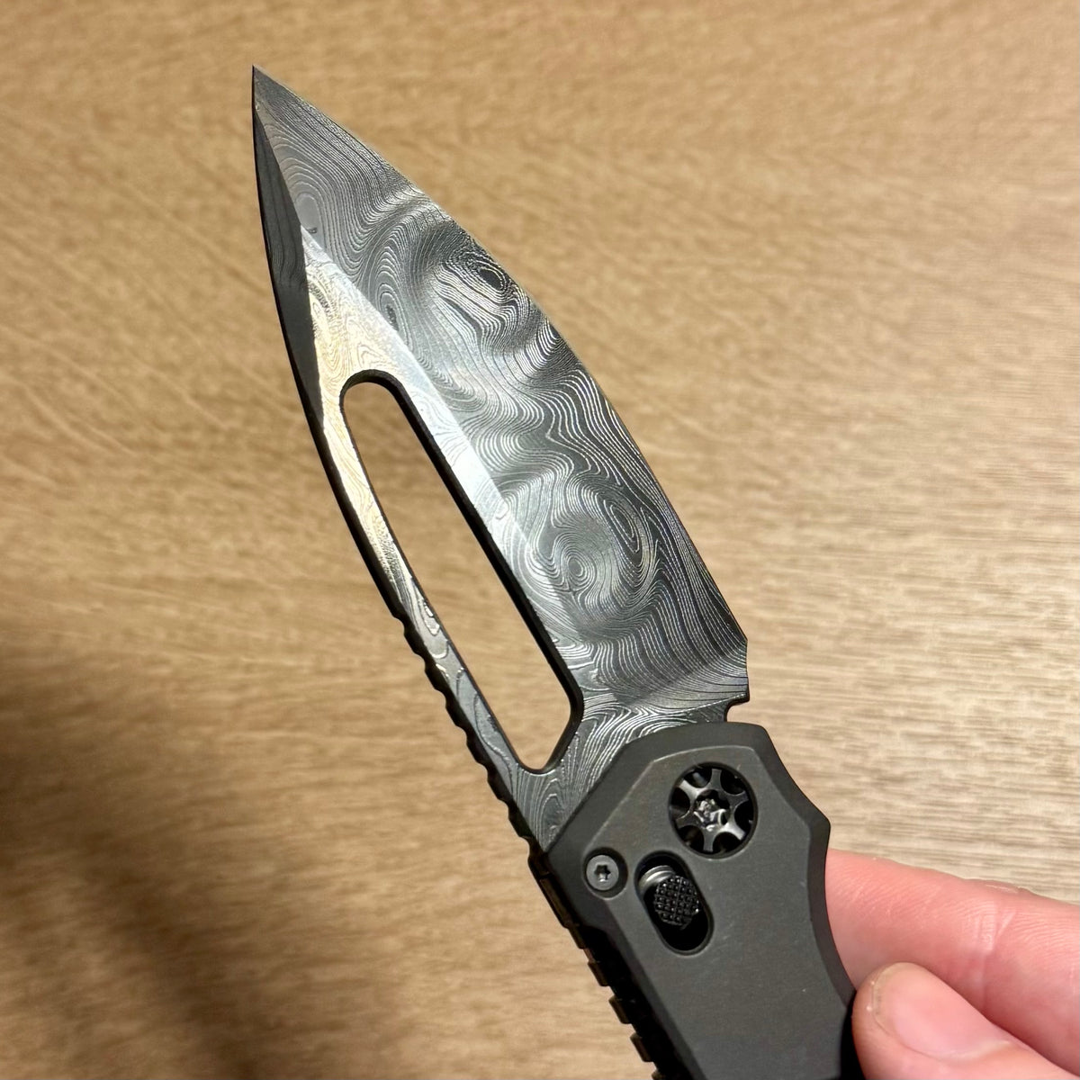 Heretic Koschei Custom - Battleworn DLC Slotted Scales w/ Sculpted DLC Clip & DLC Hardware - DLC Chad Nichols Wavepool Damascus