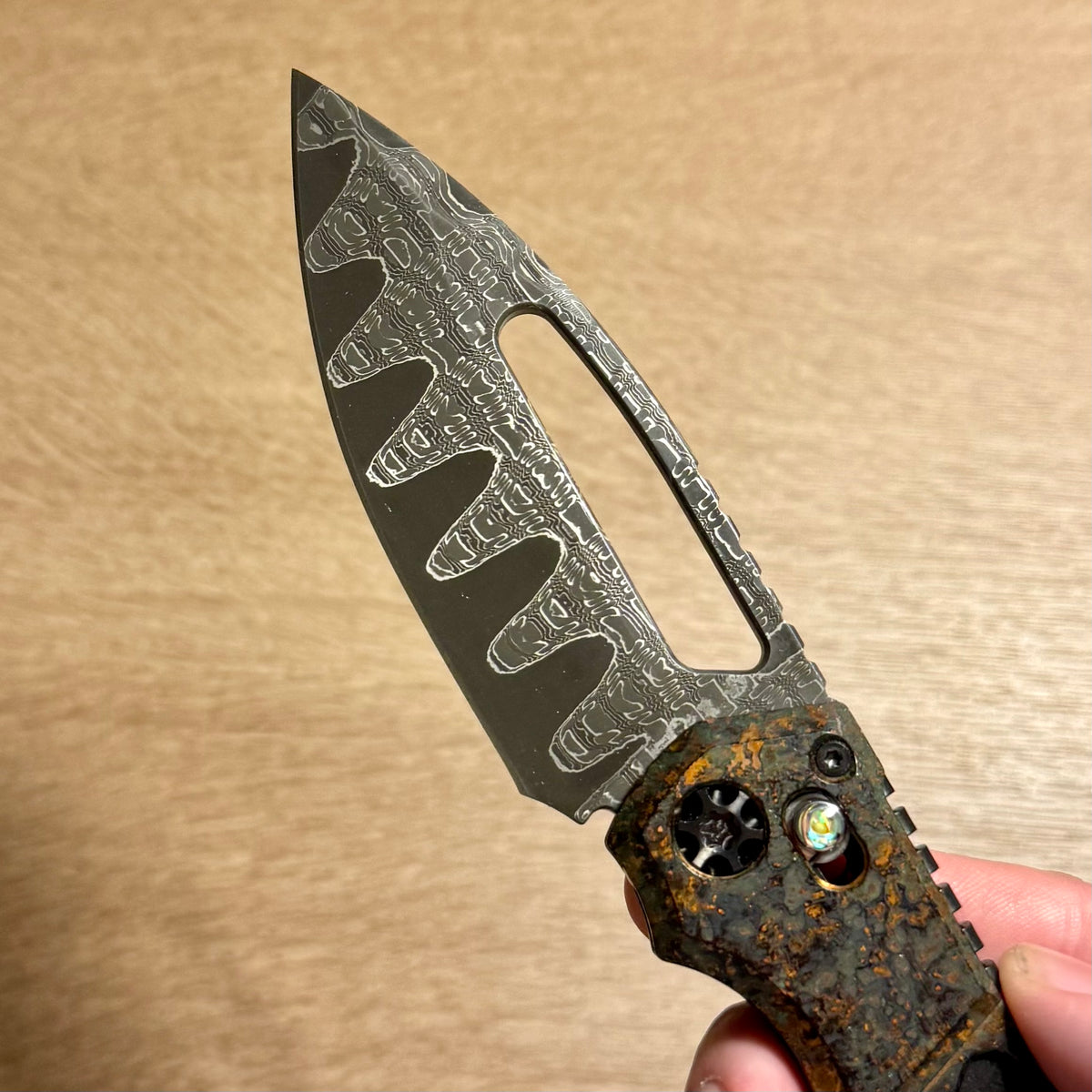 Heretic Koschei Custom - Chemtina Copper Slotted Scales w/ Abalone Buttons, Sculpted DLC Clip & DLC Hardware - Vegas Forge Reptilian San-Mai Damascus