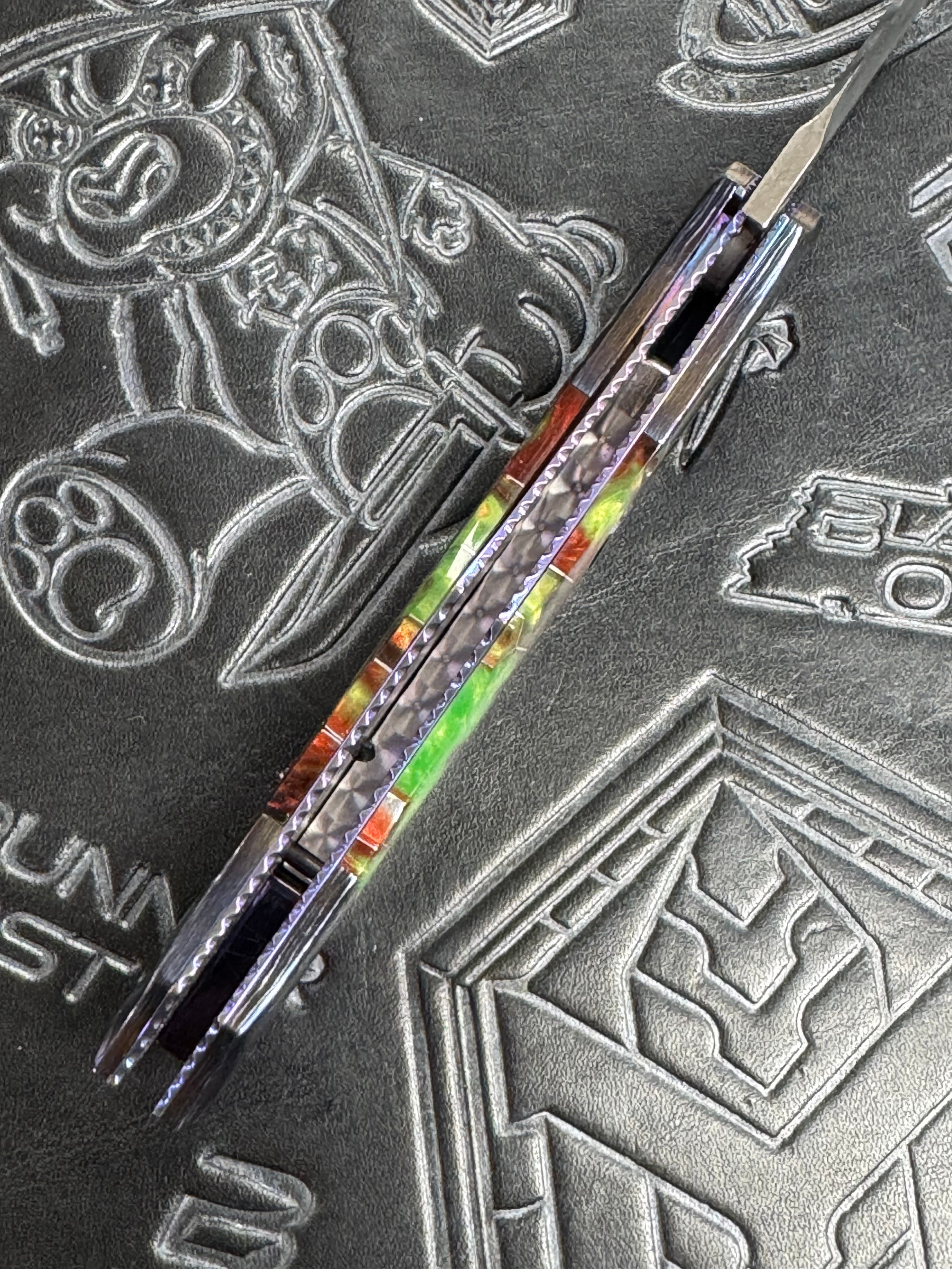 Valloton Executioner Damasteel Grosserosen Pattern Voodoo Resin Black Dragon Fire Timascus Collars