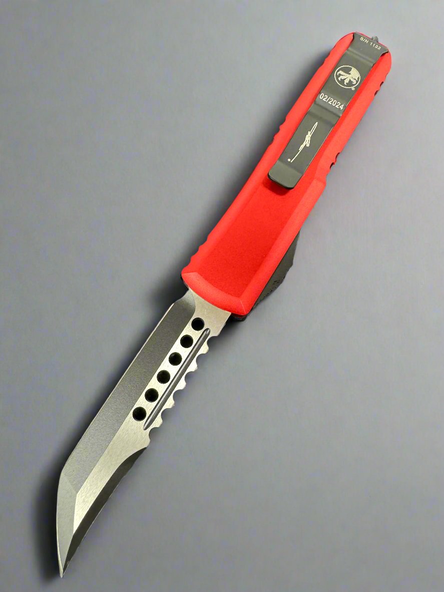 Microtech UTX-85 Black Hellhound & Red 719-1RDS