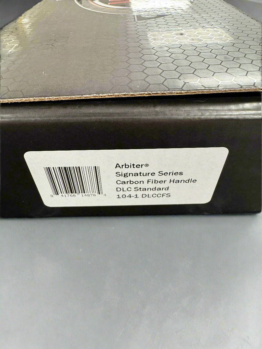 Microtech Arbiter DLC Stonewash Standard & Carbon Fiber 104-1 DLCCFS ‘23 Run C Style Box