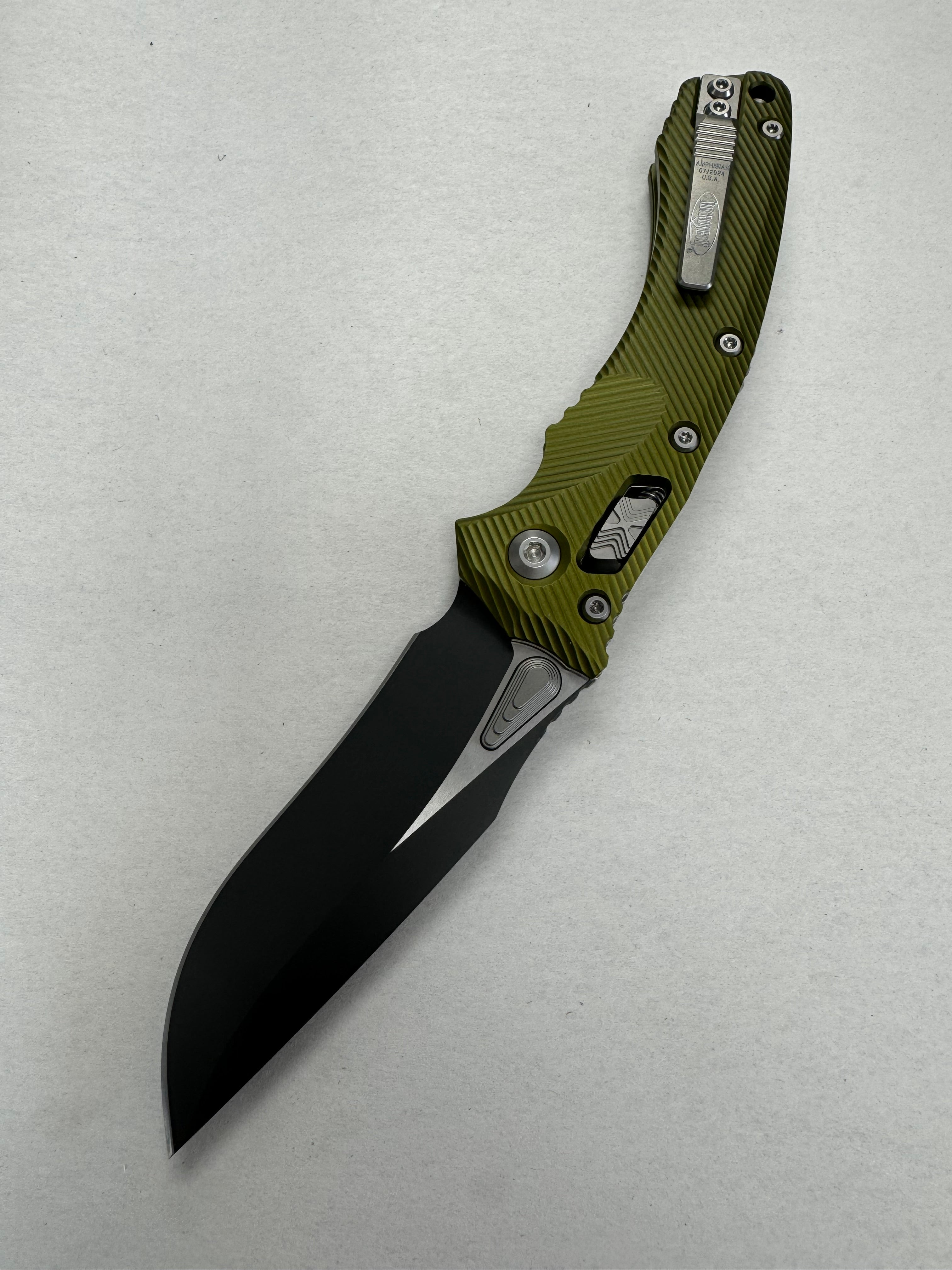 Microtech Amphibian RAM LOK OD Green Fluted Aluminum & Black M390MK 137RL-1 FLOD