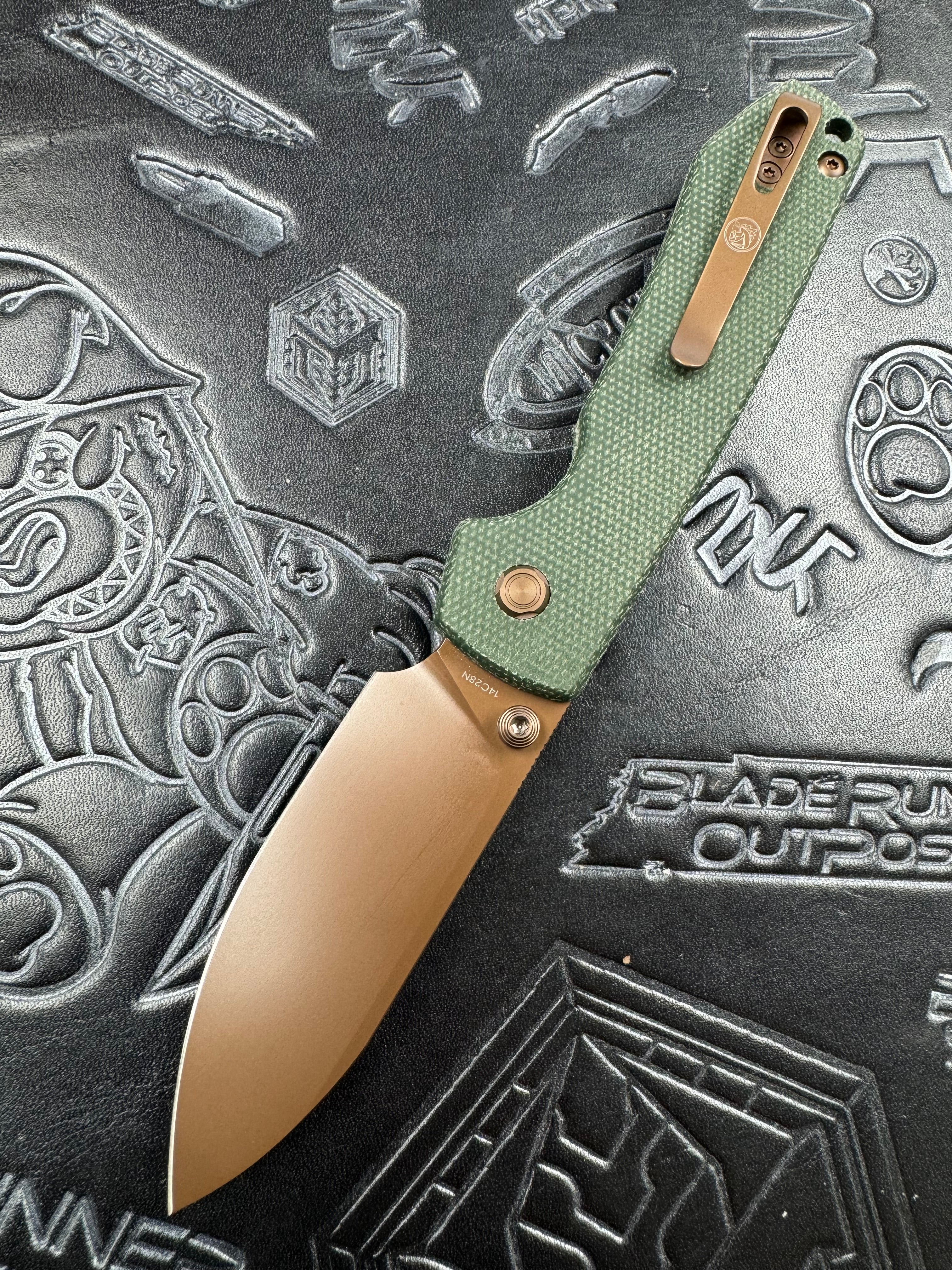 Raccoon® - Top Liner Lock (3.25" 14C28N Blade & Micarta Handle) - A2907 Green Gold Dune