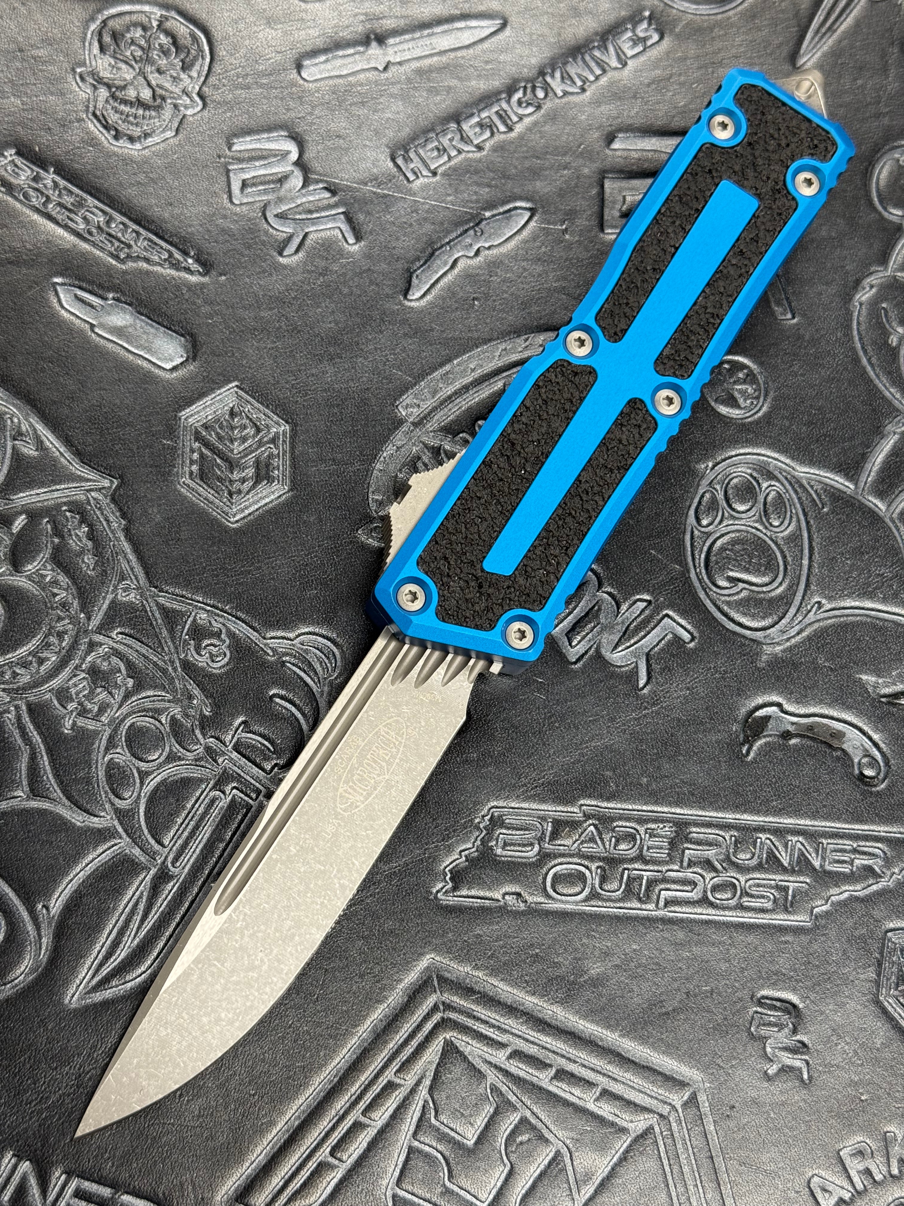 Microtech Scarab 2 Gen 3 - Blue Handles w/ S/E Spine Fluted Apocalyptic M390MK - Scarab II Gen III - 1278-10 APBL