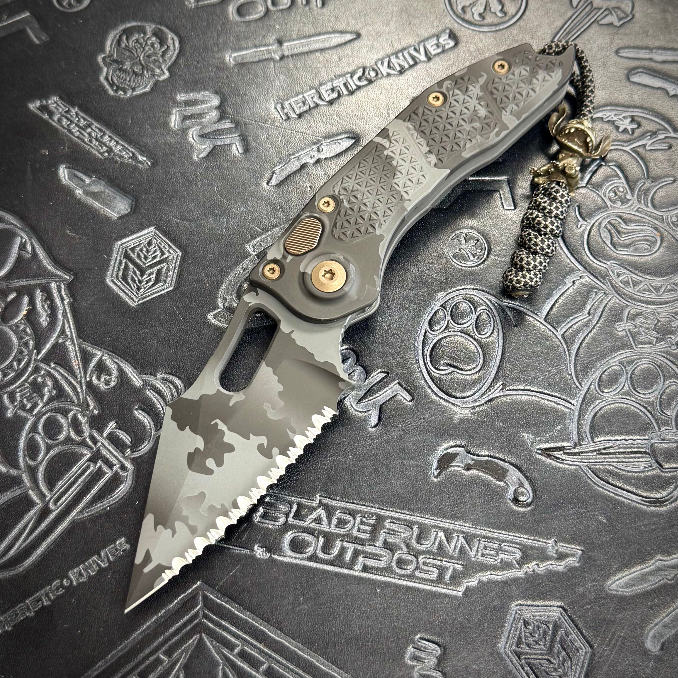 Microtech Stitch Auto - Urban Camo - Full Serrated 169-3 UCS