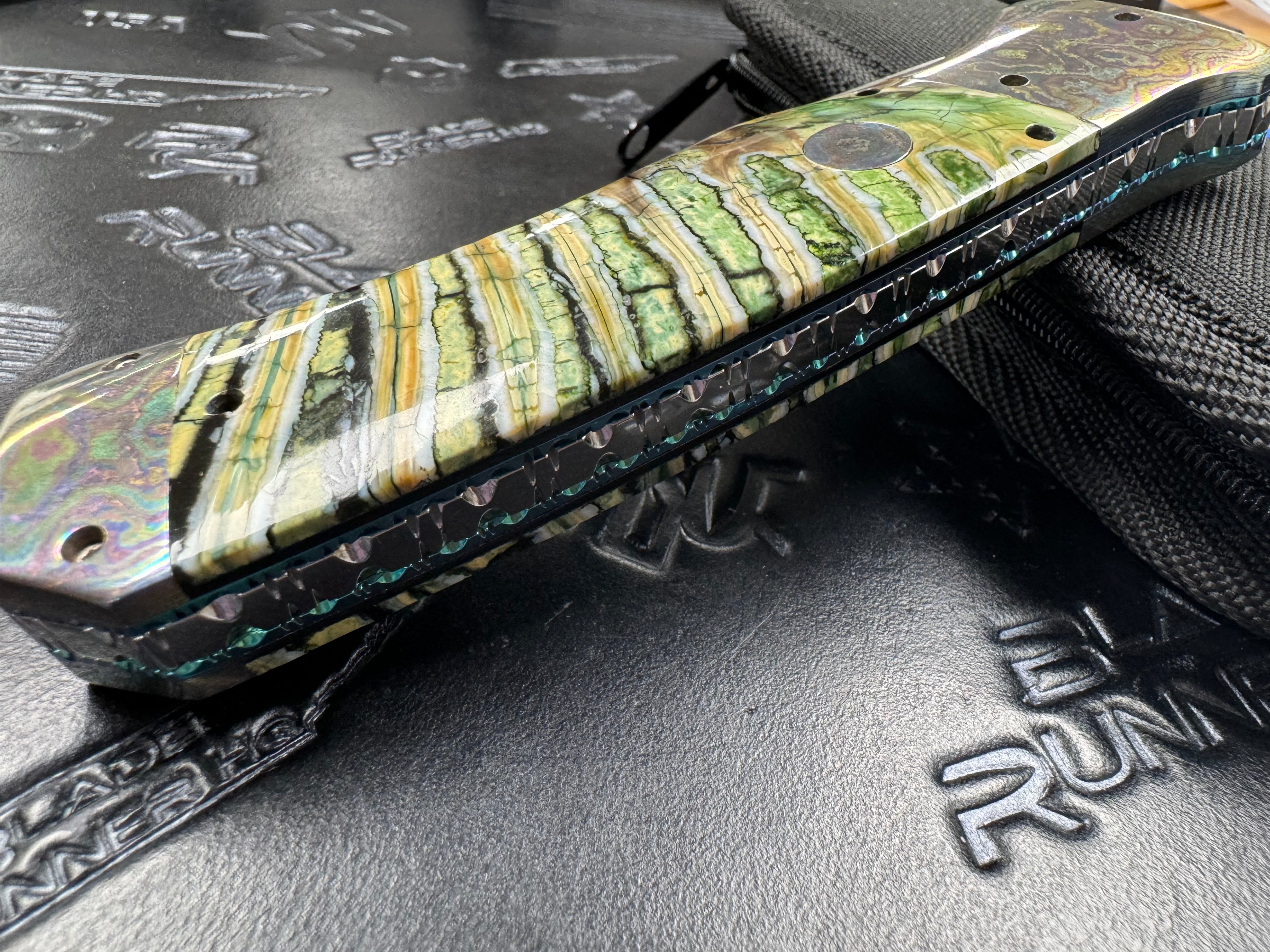 Valloton, Rainy - SV AK-25 2x Damascus / Copper Core Moku-Ti Bolsters Green & Black Molar Handles Custom Double Action D/A Folder