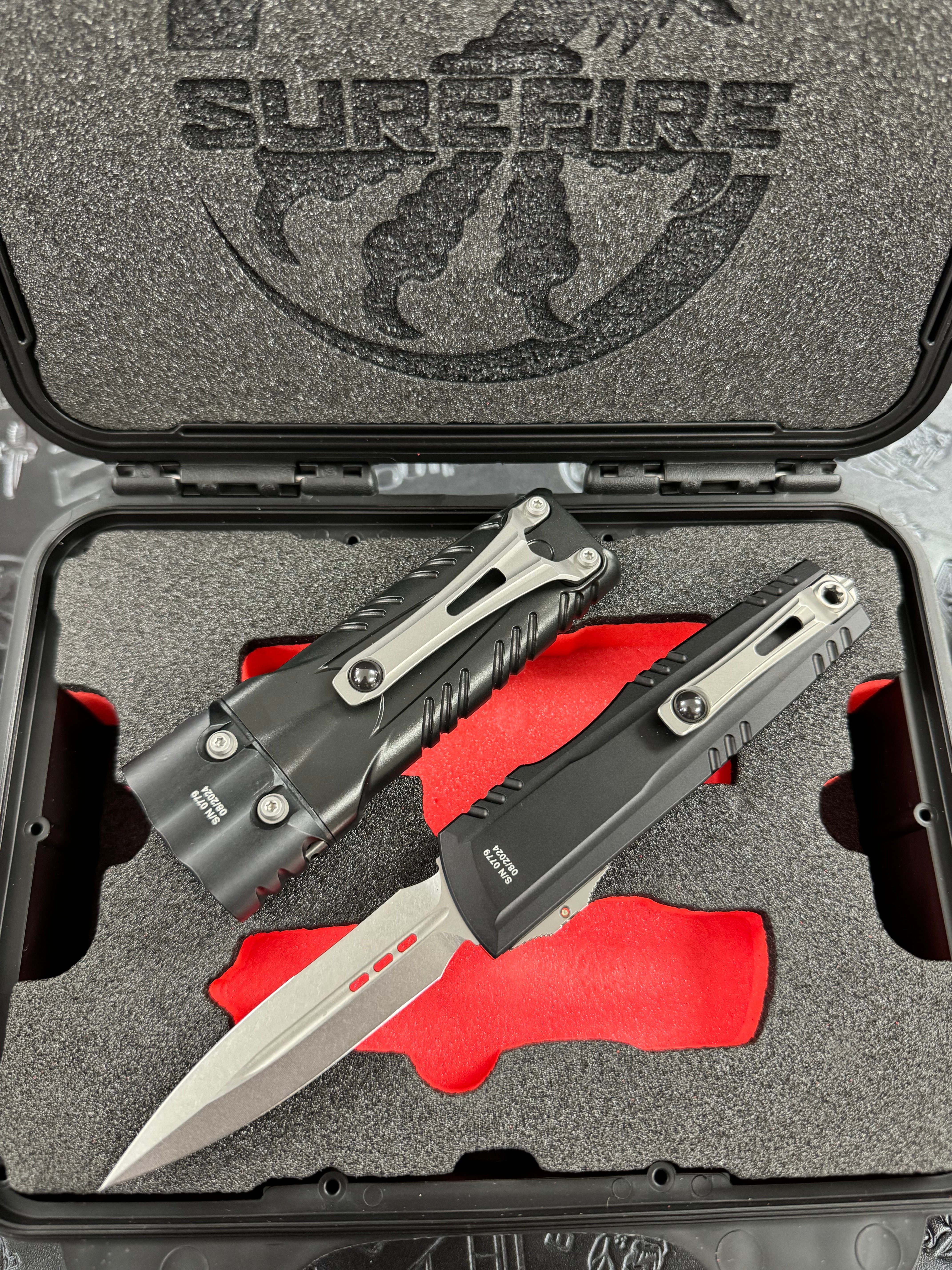 Microtech Luminary & Surefire Stiletto Pro II Set 1270-10 SET Debut of Zero Blade Play!