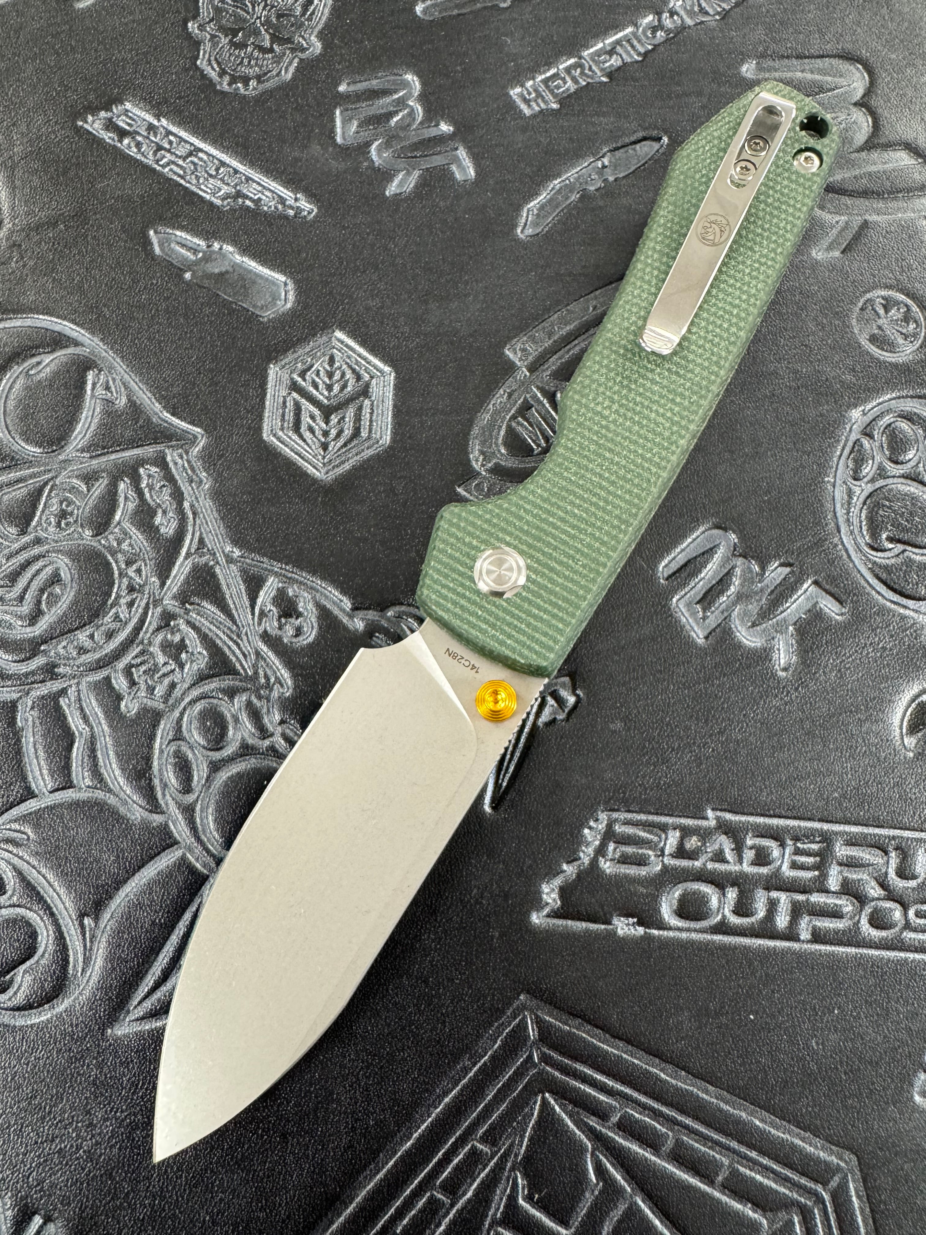 Vosteed Raccoon - Top Liner Lock (3.25" 14C28N Stonewashed Blade & Green Micarta Handle) - A2904