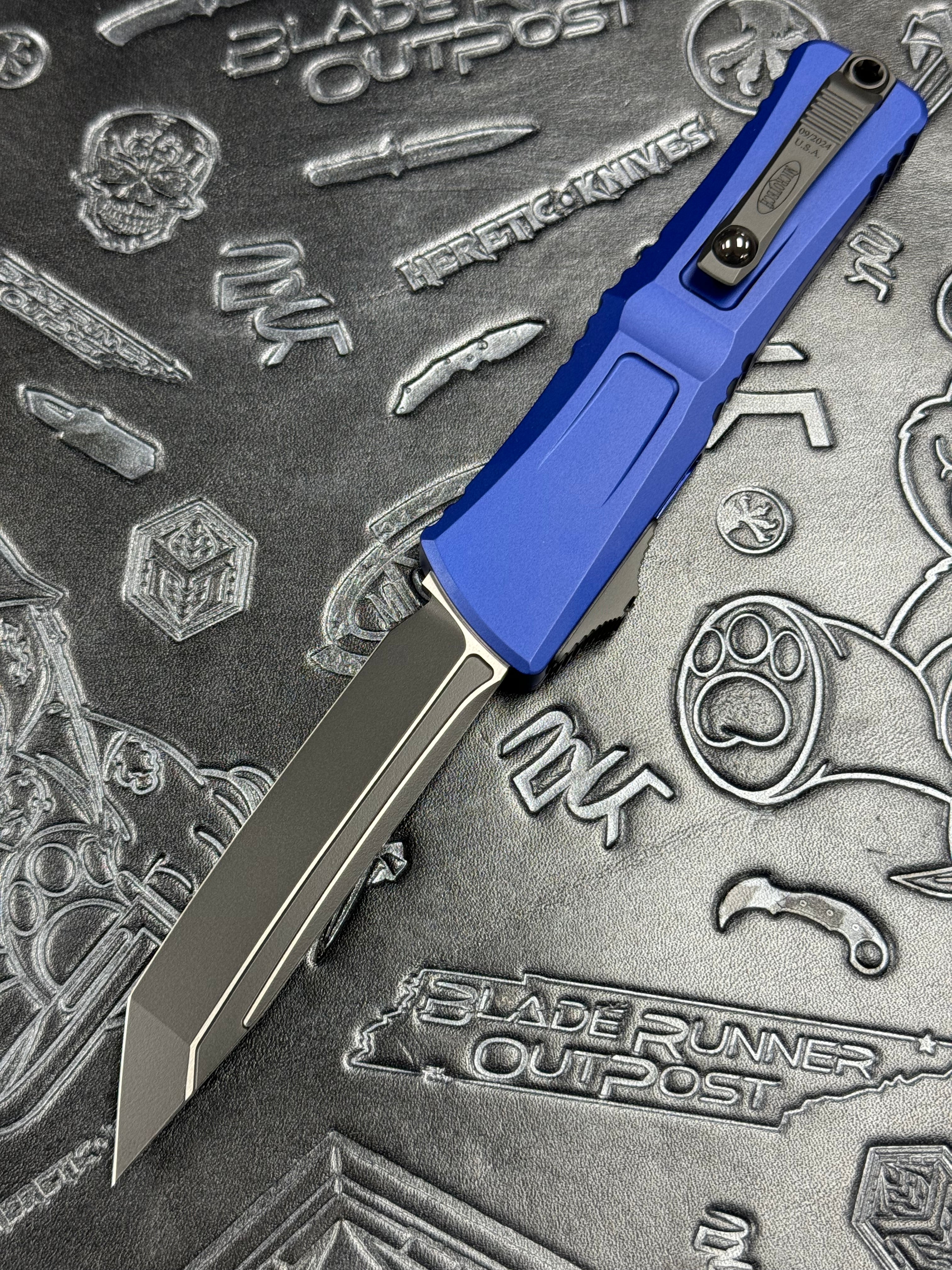 Microtech Knives Combat Troodon Gen III Tactical Tanto w/ Navy Blue Handle 1144-1 NA