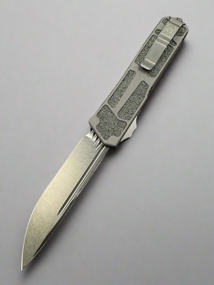 Pre Owned Like New MICROTECH SCARAB II BLACK SINGLE EDGE SHADOW DLC BLADE AND DLC HW 278-1 DLCTSH GEN II