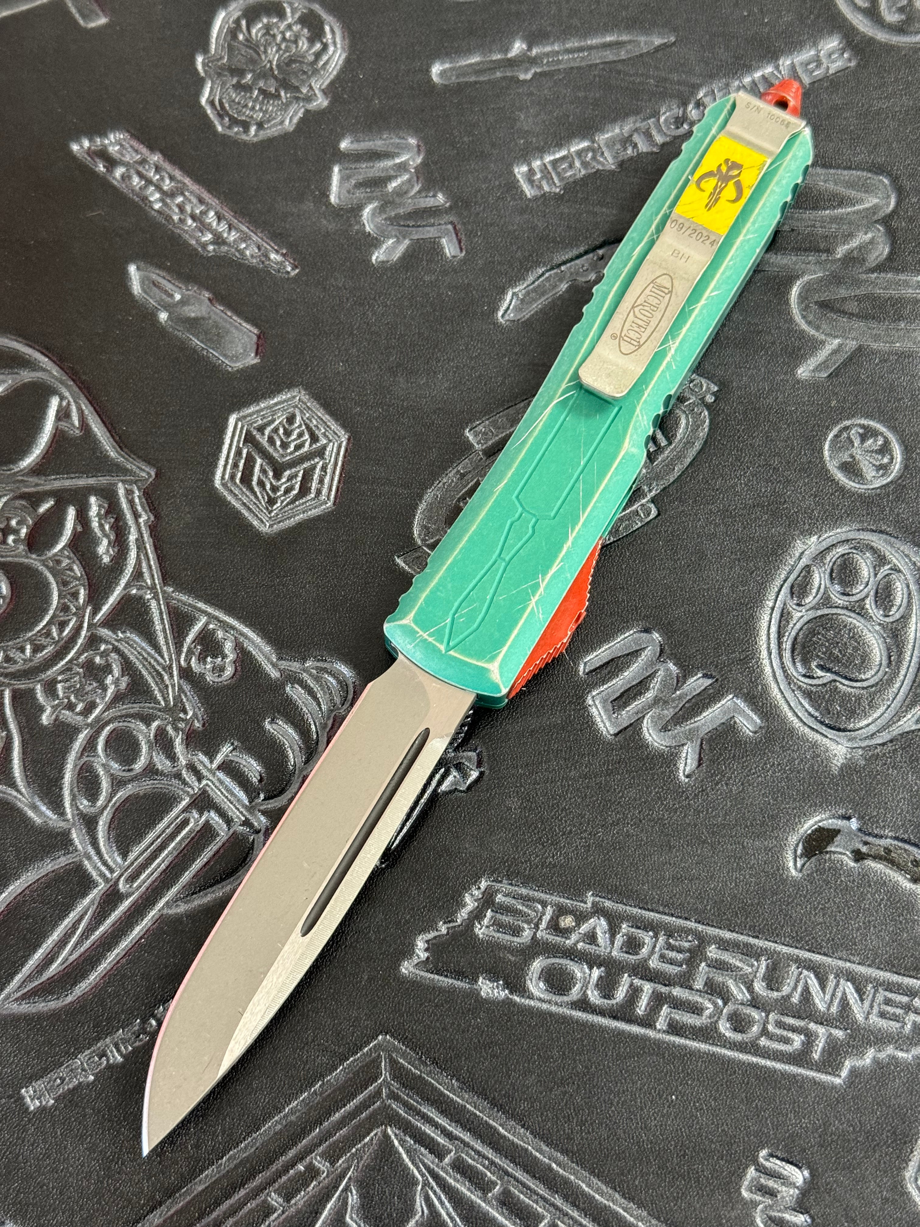 Microtech Ultratech Bounty Hunter w/ Drop Point Stonewash 121-10 BH